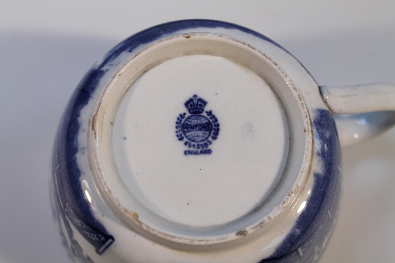 A mid-20thC Minton blue and white transfer printed breakfast cup and saucer, Willow pattern, - Image 2 of 2