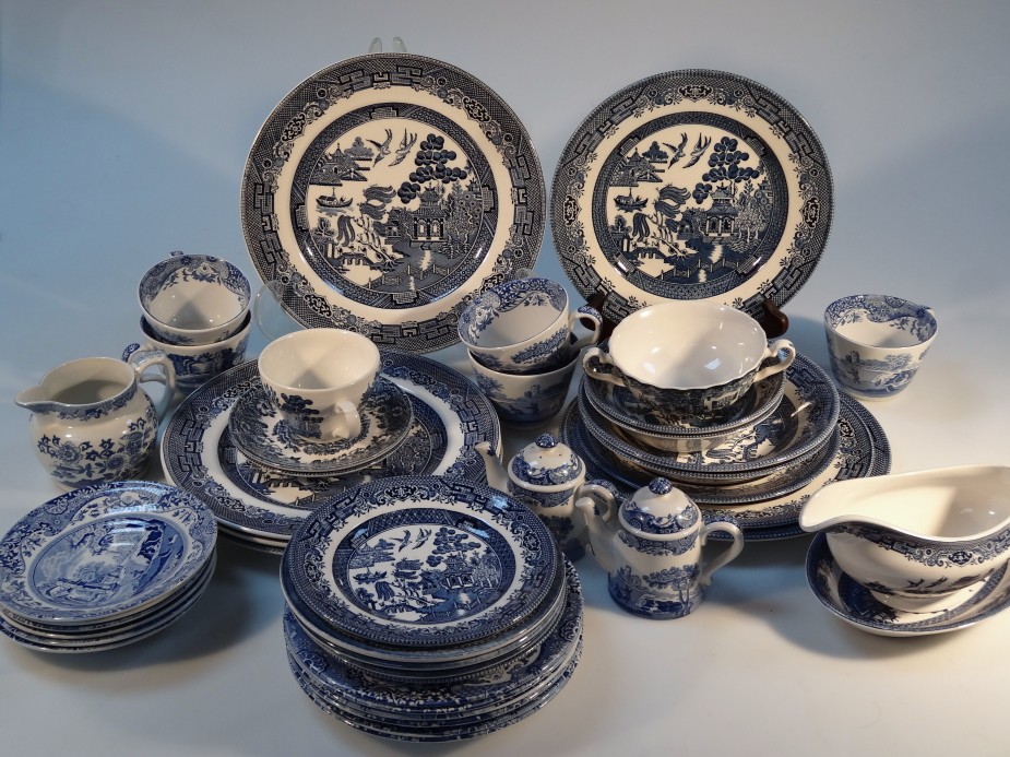 Various 20thC Copeland Spode Italian blue and white china, to include plates, side plates, cups, 5.