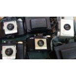 Various cameras, to include Kodak Brownie Cresta in fitted case, 10cm high, Brownie Vecta, various