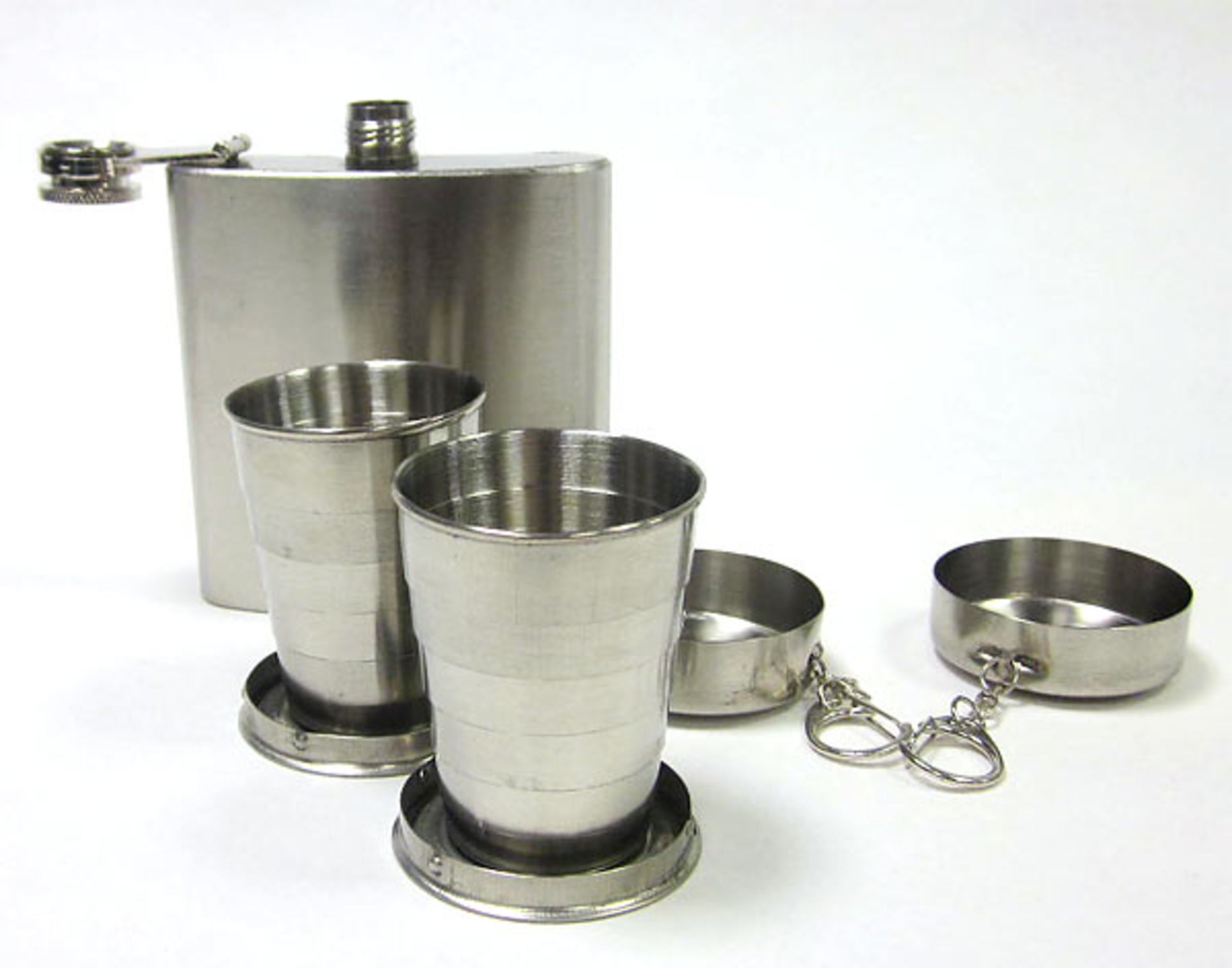 V Stainless Steel Hip Flask & Cup Set - Image 2 of 3