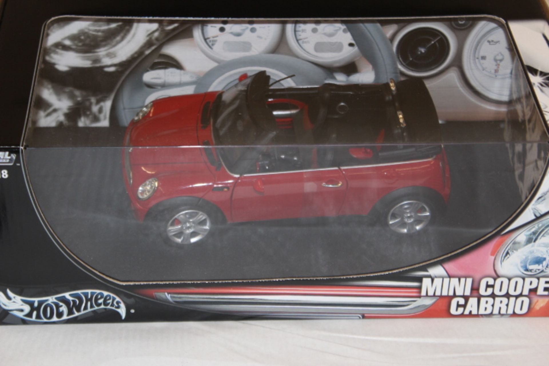 Hot Wheels Mini Cooper Cabrio die cast metal collection scale 1:18