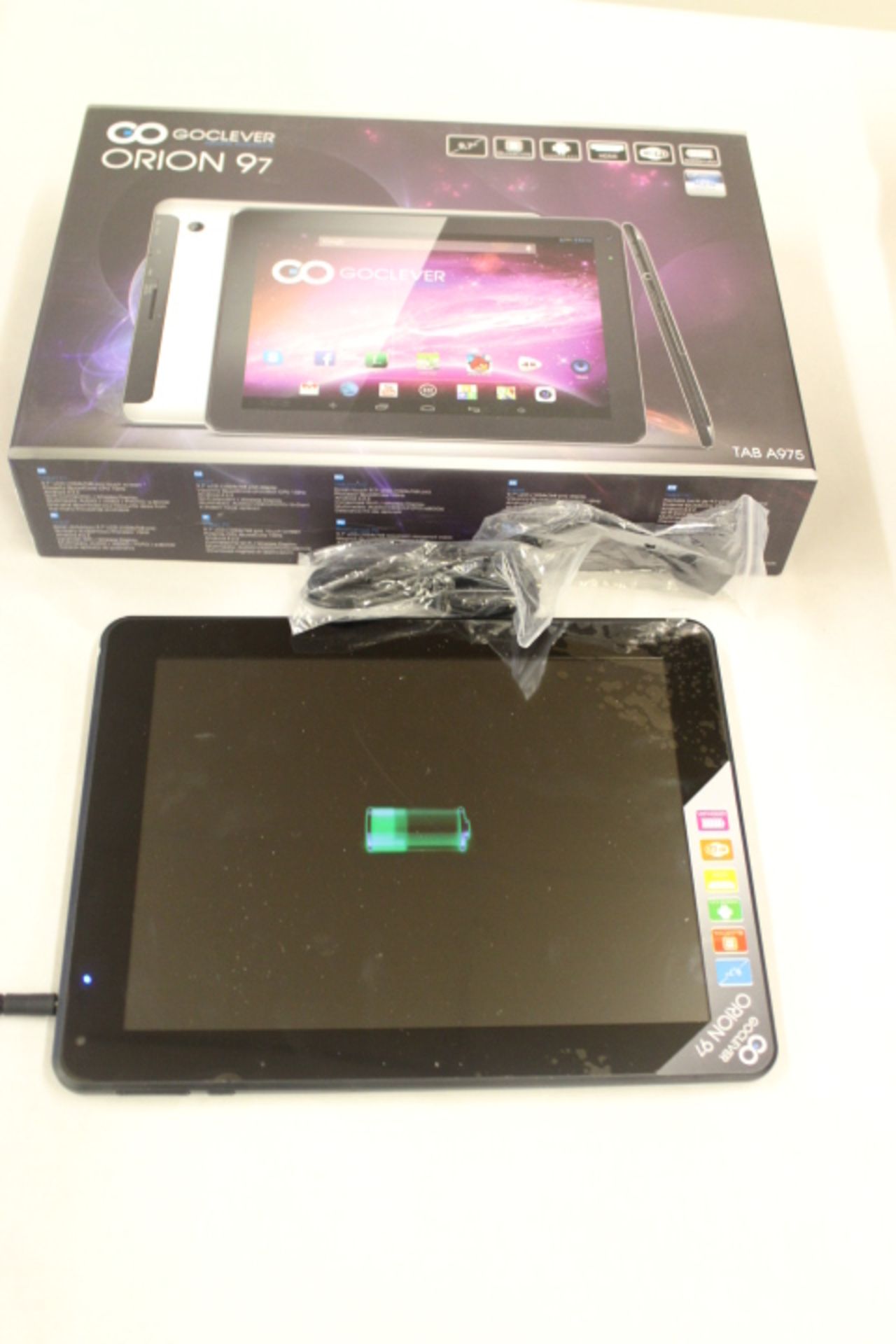 V GOCLEVER 9.7  4:3 Tablet Quad Core JB 4.2 1GB 8GB  2 Cam USB HDMI SD - RRP £119 - Item Is A 14 DAY