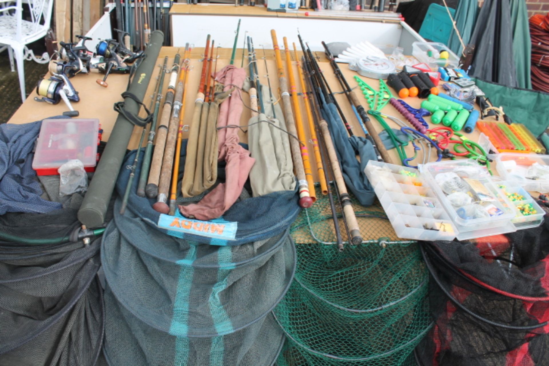 Fishing Tackle Trailer- 45+ rods includes shimano diawa - Abu Tackle - 20+ Reels - Image 4 of 11