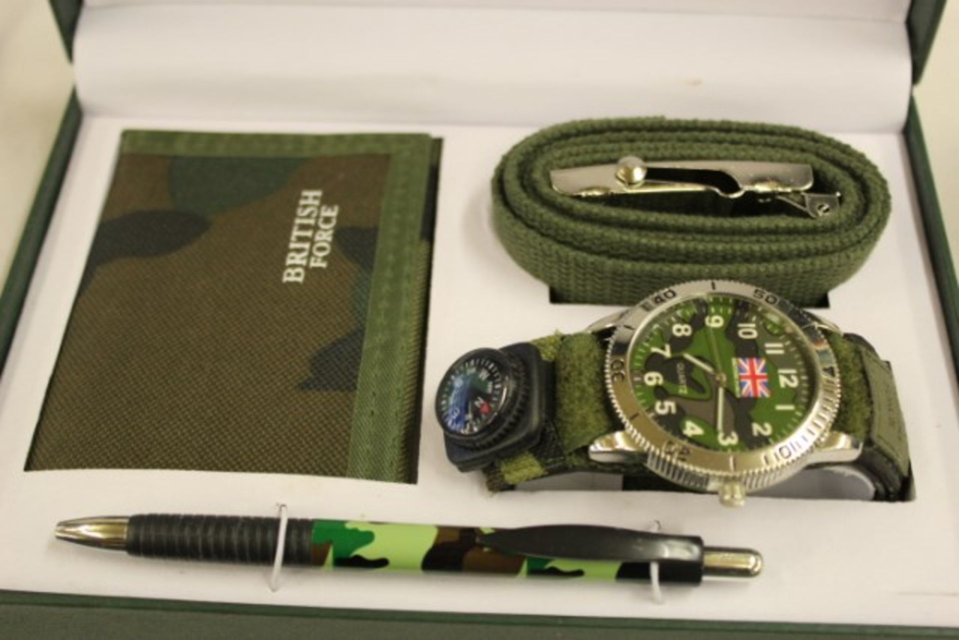 V Gents British Forces Watch Gift Set