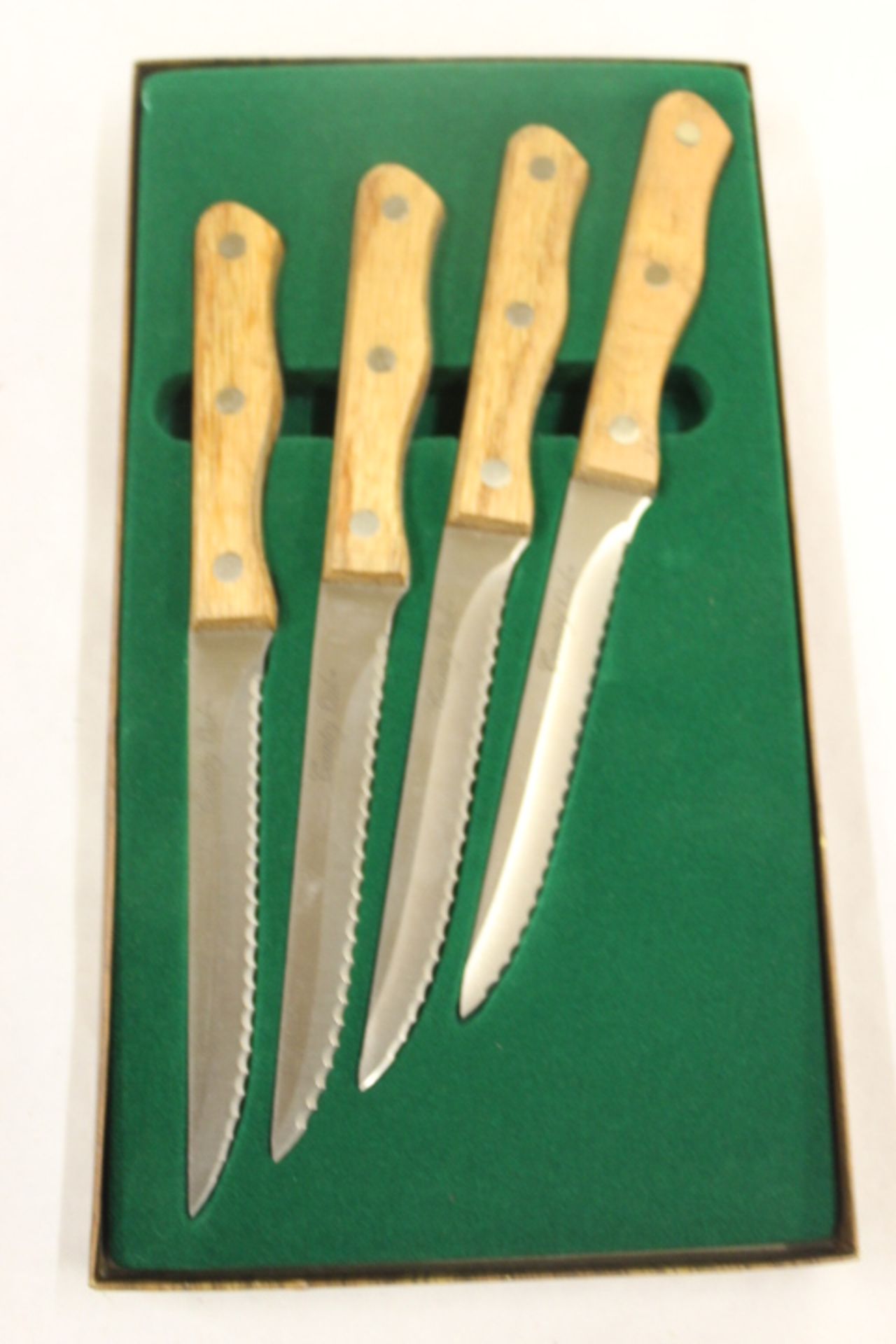 Four Country Oak Knife Set