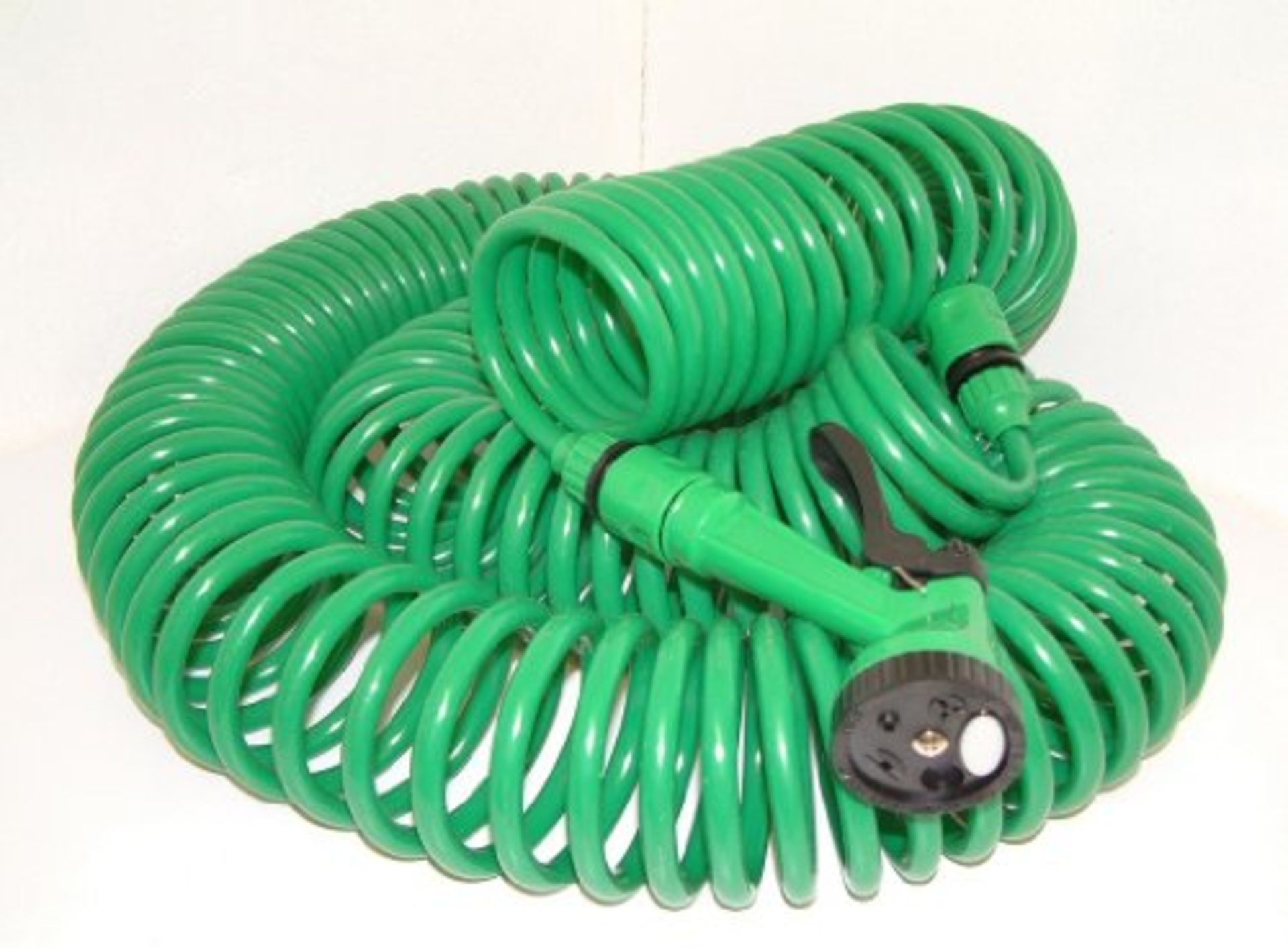 30 Metre Coil Hose With Nozzle And Tap Connectors Etc - Image 4 of 4