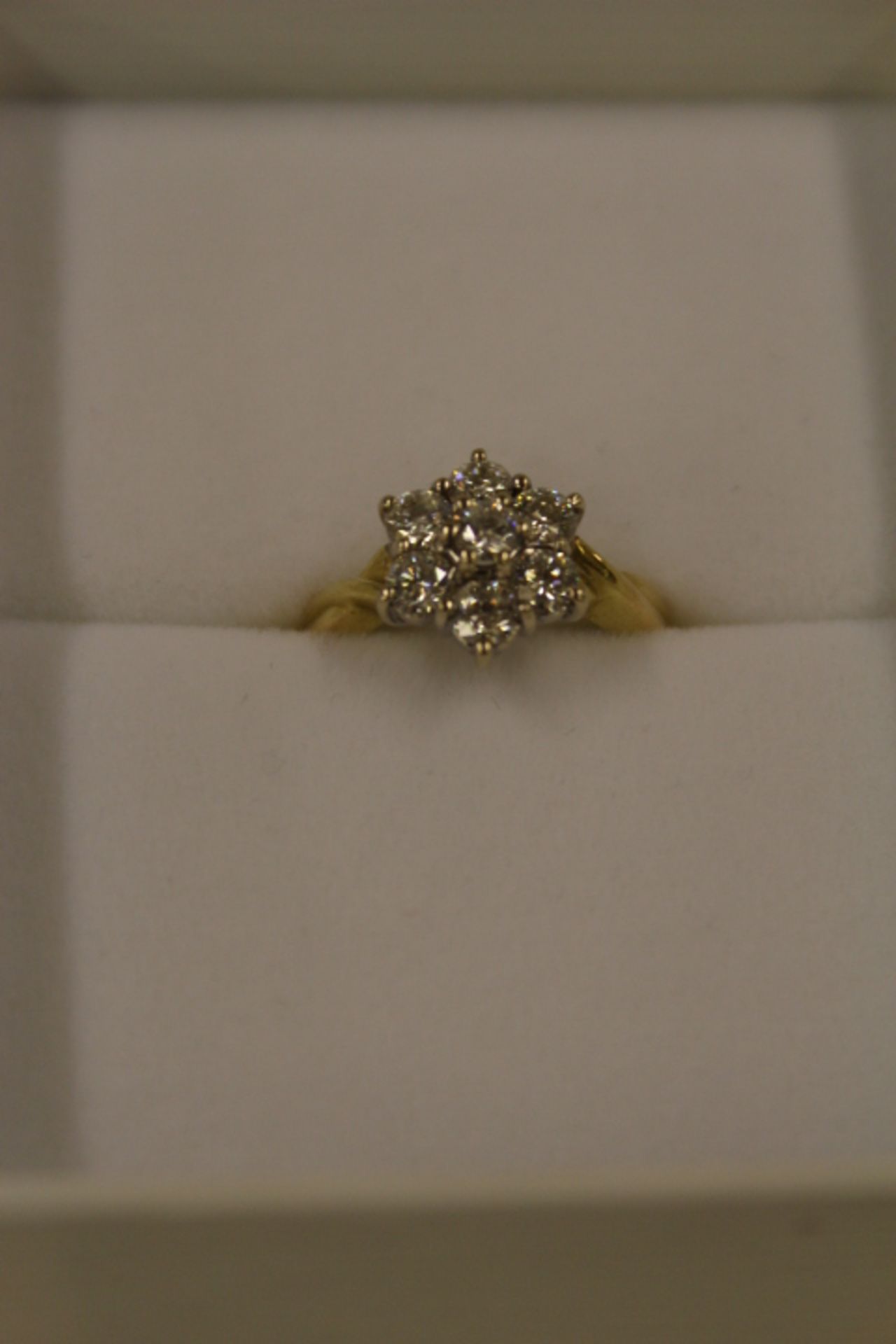 18carat Yellow Gold Ladies Flower Shape Brilliant Cut Diamond Cluster Ring