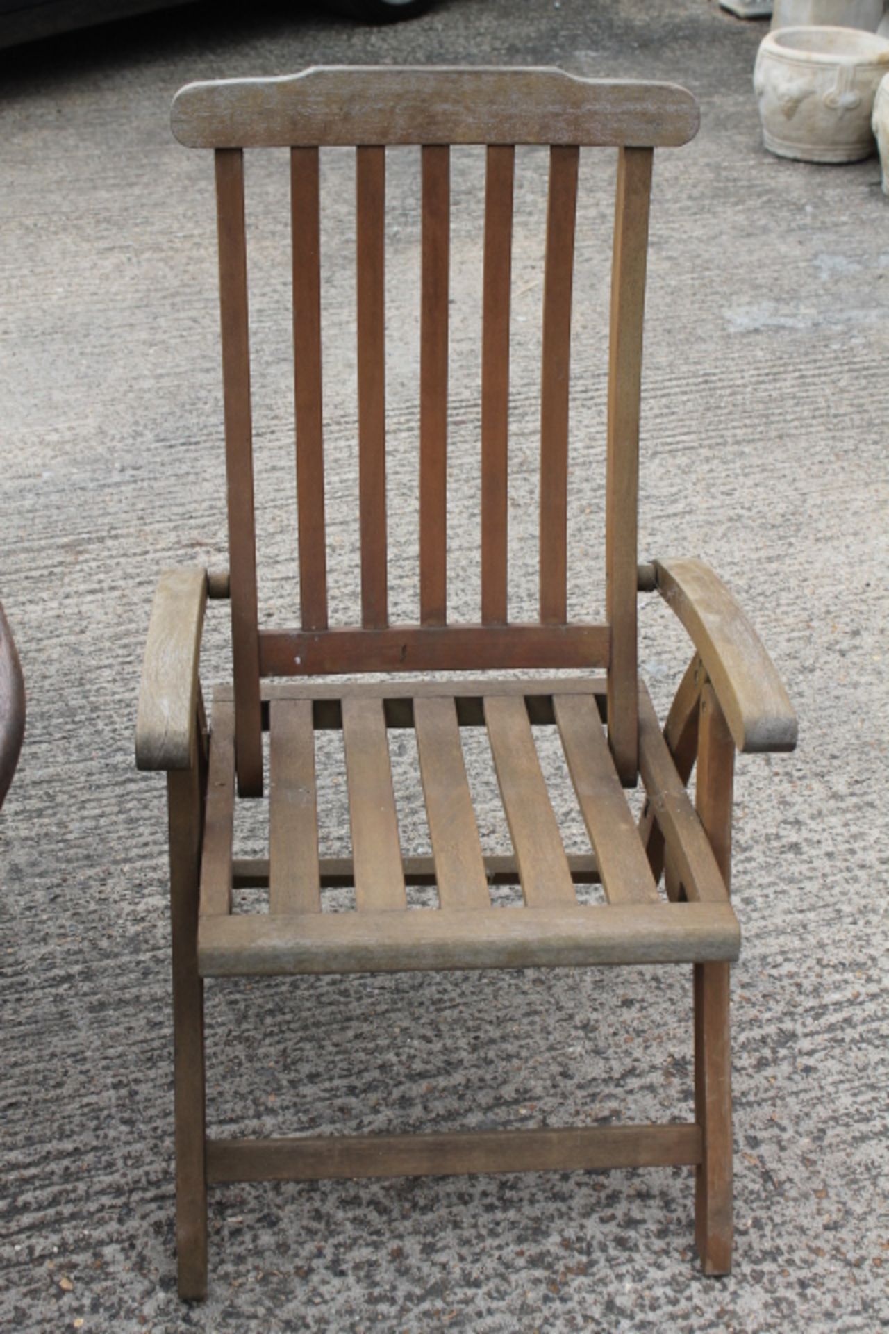 6ft x 4ft Approx Hardwood "APA" Garden Table Extends To 8ft Inc Four Folding Adjustable Lounger - Image 2 of 2