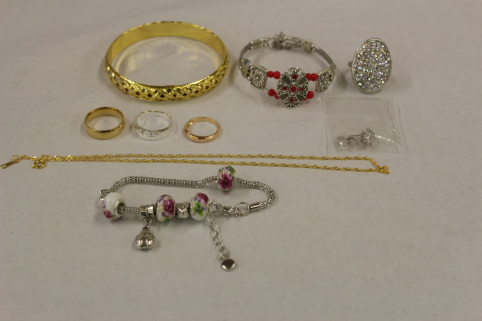 Bag Nine Items Jewellery