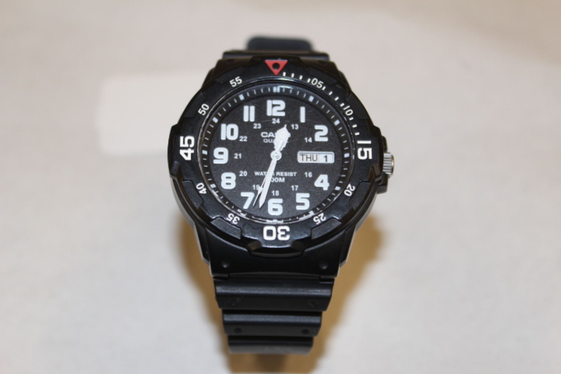 V Gents Casio Water Resistant Black Face & Strap Watch