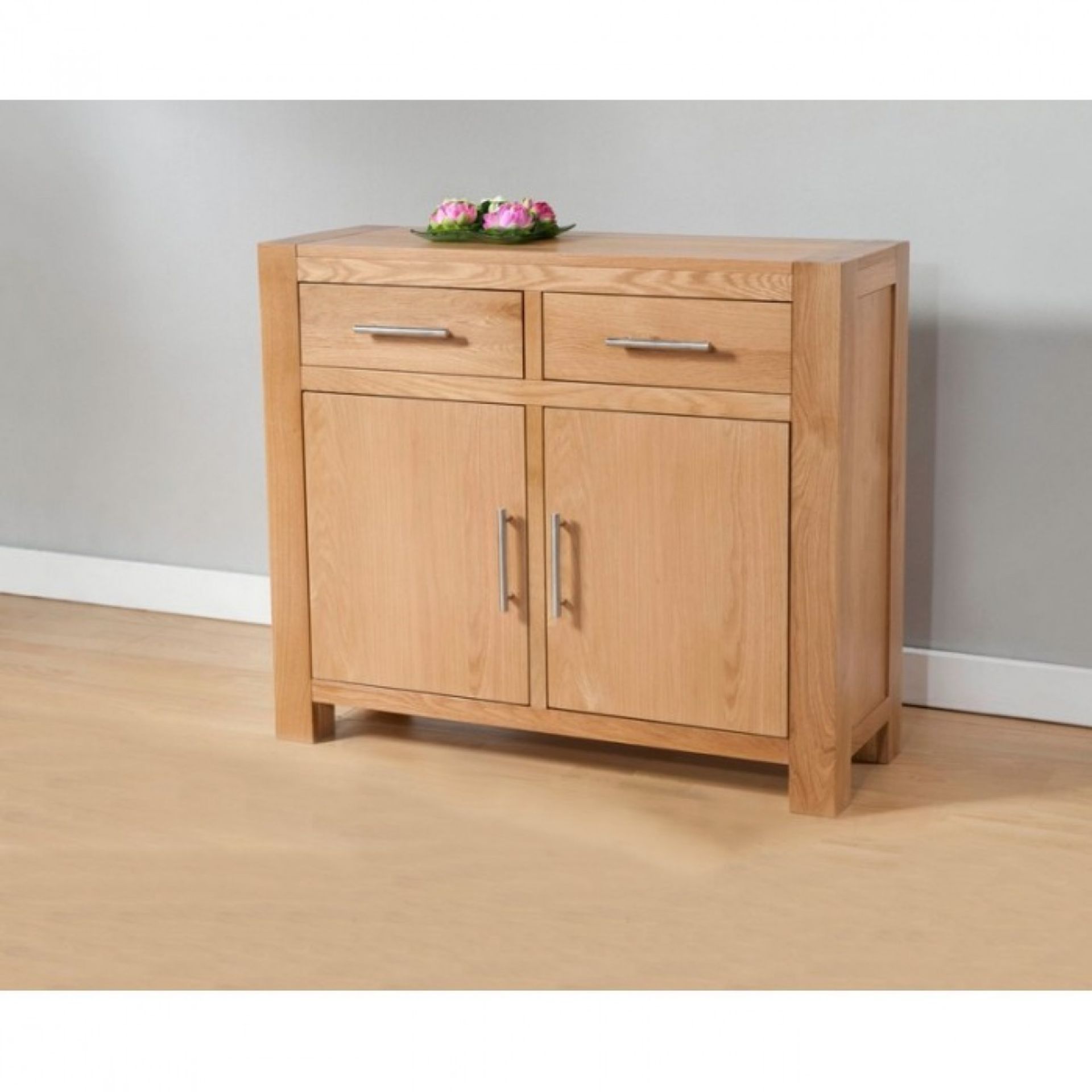 V Grade A Brand New Lucerne Oak Sideboard Wiuth Two Doors And Two Drawers RRP: £269.99