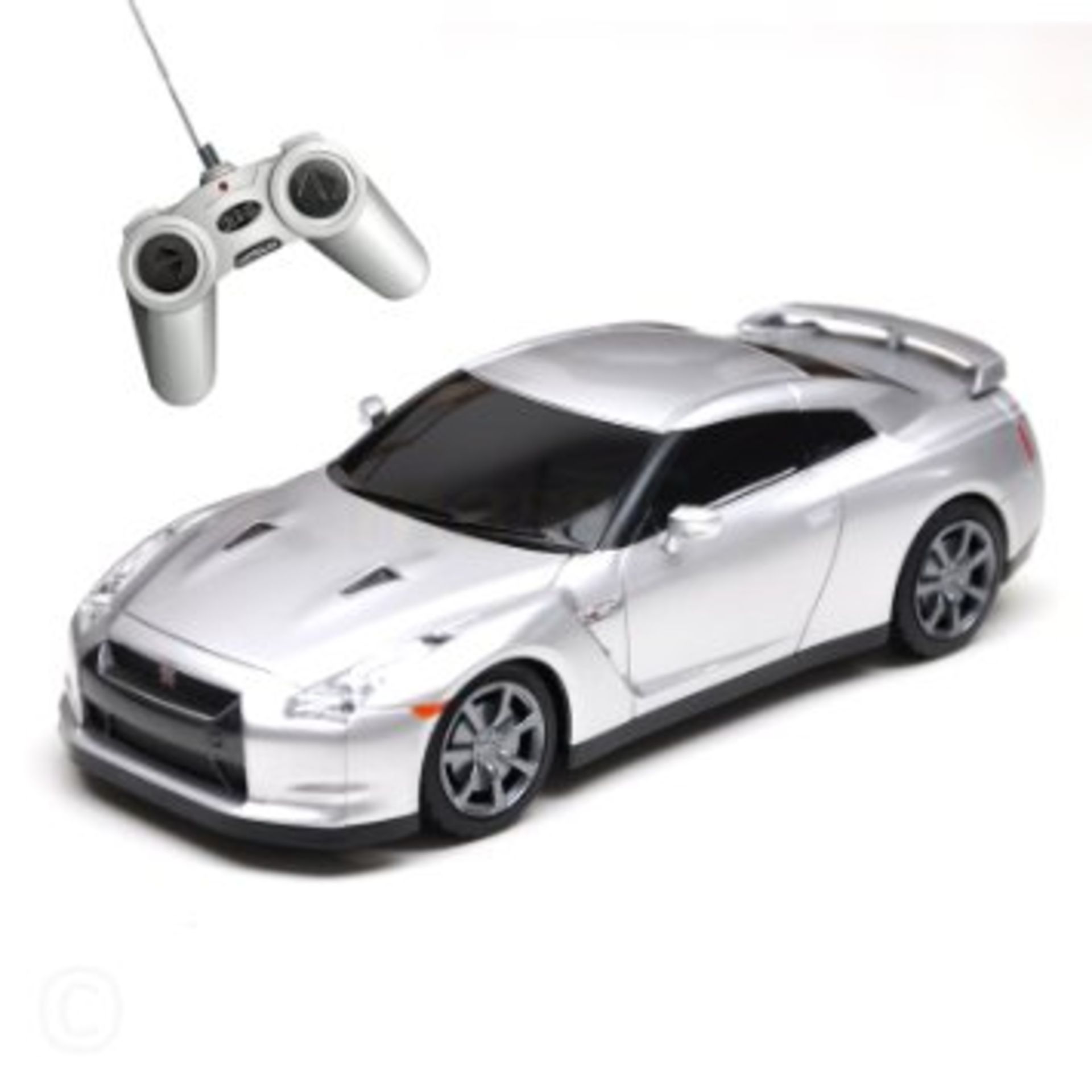V Brand New 1/24 RC Nissan GT-R With Headlights and Reverse Lights - Official Merchandise