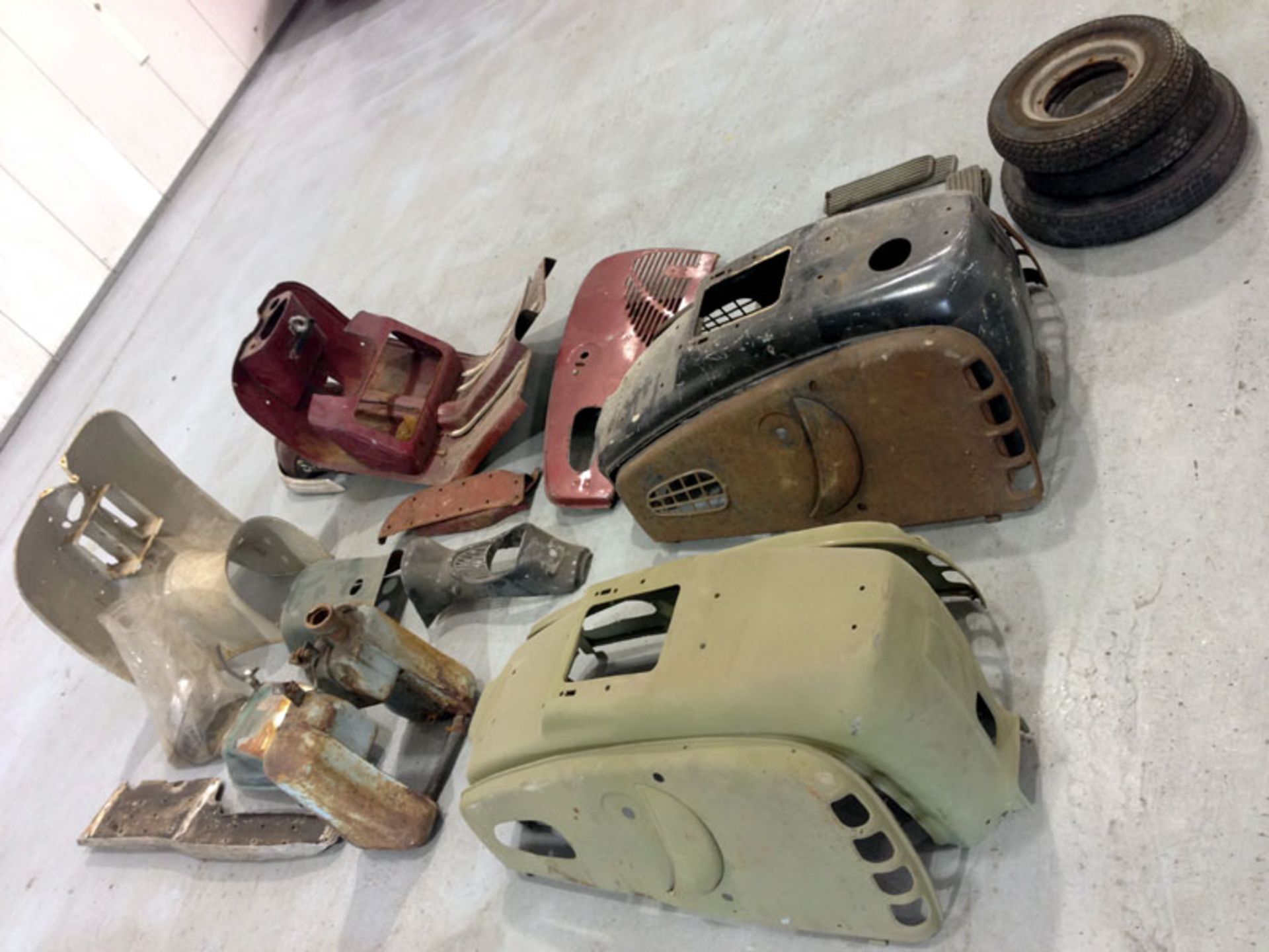 Includes various body panels, all in barn find condition. (Qty) - Image 2 of 2