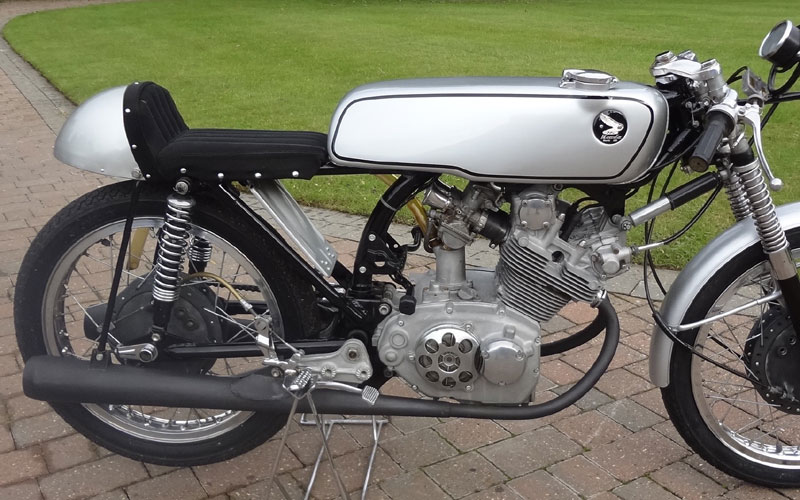 - One of the first bikes bought over to Europe in 1962

- Twin leading magnesium front brakes

- - Image 2 of 3