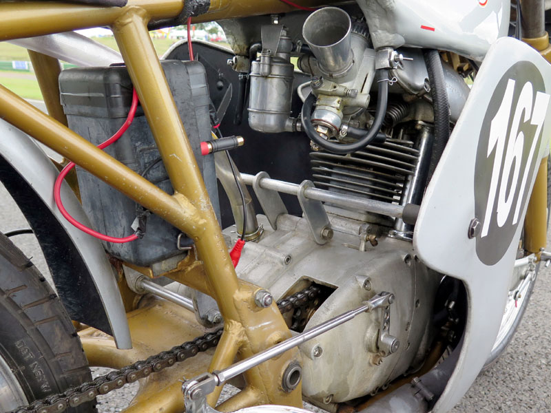 PLEASE NOTE: The engine fitted to this lot is a Bi-Albero unit.
 
- Original Desmodromic bike - Image 3 of 7