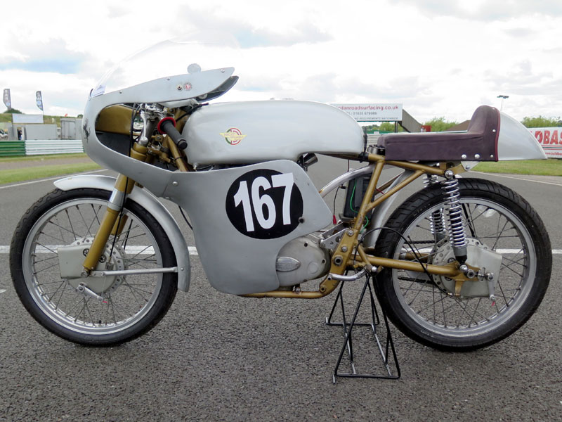 PLEASE NOTE: The engine fitted to this lot is a Bi-Albero unit.
 
- Original Desmodromic bike - Image 2 of 7