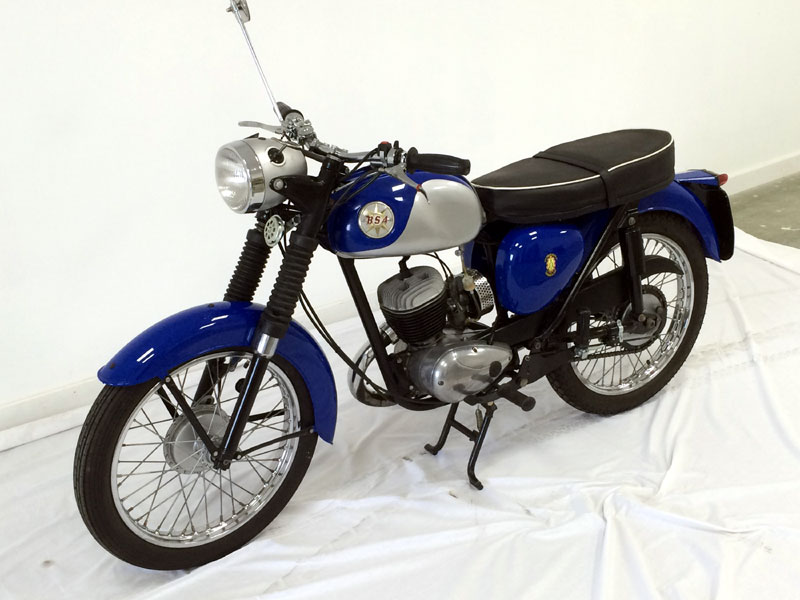 - Restored some years ago

- Very original bike and described as good by the vendor

- Affordable - Image 2 of 3