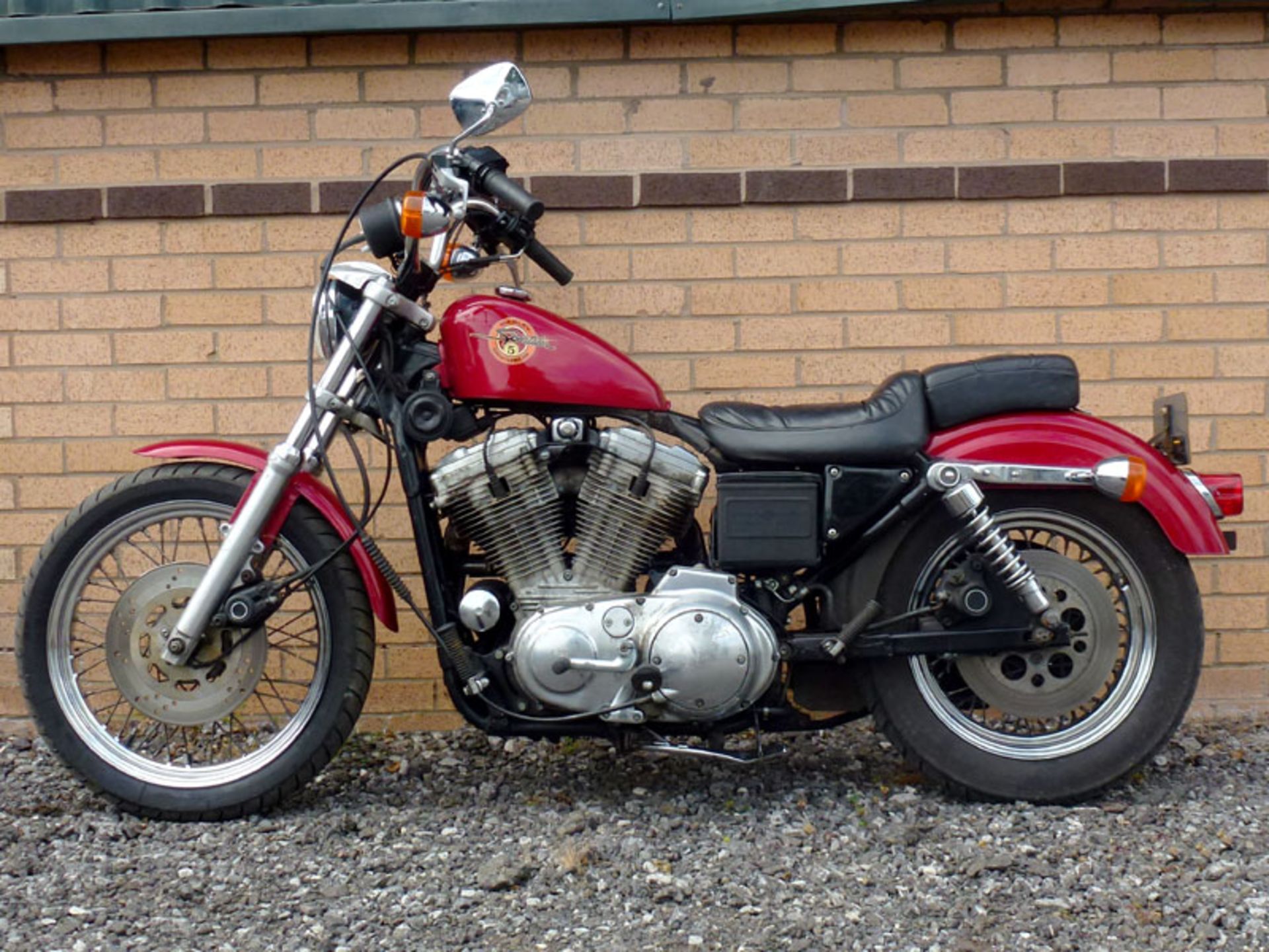 - Totally original bike

- Rare Hugger model

- 883cc Evo engine

- Same owner for 15 years

- Great - Image 2 of 7