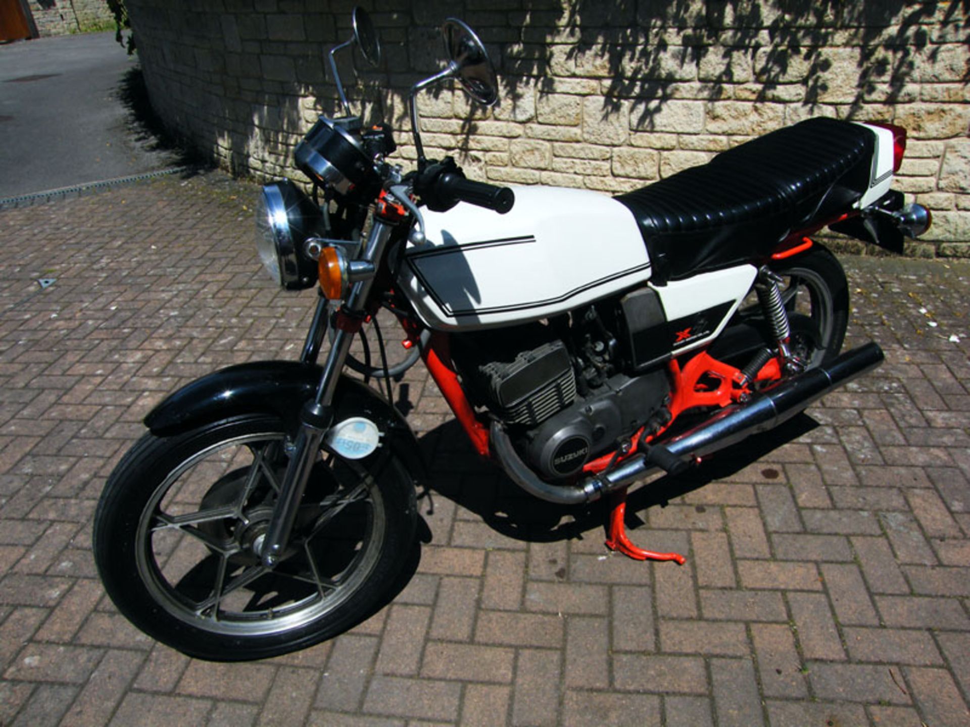 - Iconic 70's 250cc 2-Stroke

- Original early model

- UK registered - Image 2 of 6