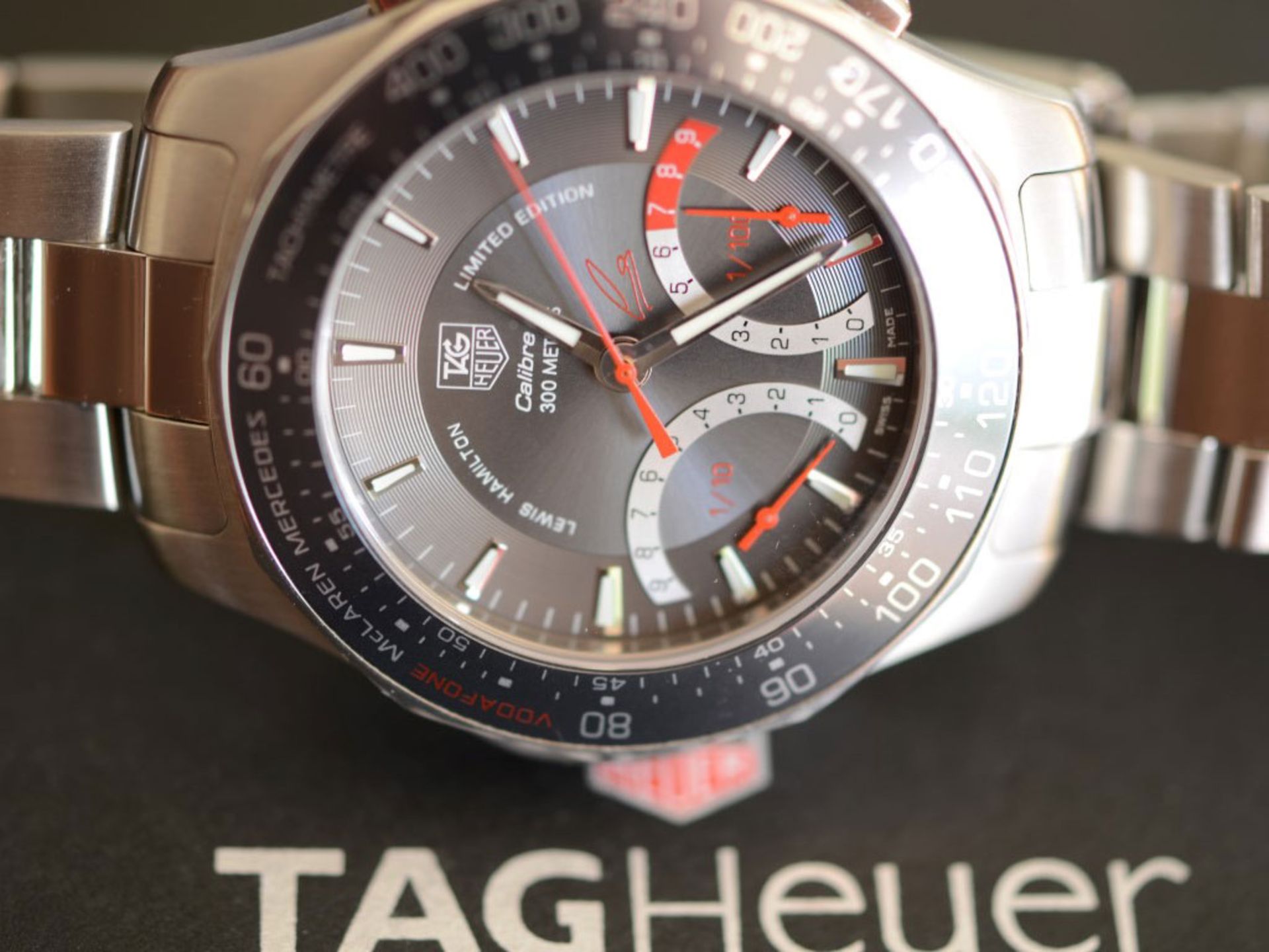 This limited edition, (41 of 3500), Lewis Hamilton Tag Heuer Caliber S Chronograph watch CF7114 - Image 2 of 2