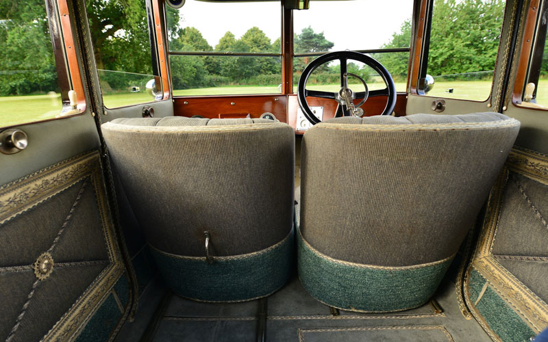 1920 Humber 15.9hp Saloon - Image 5 of 10