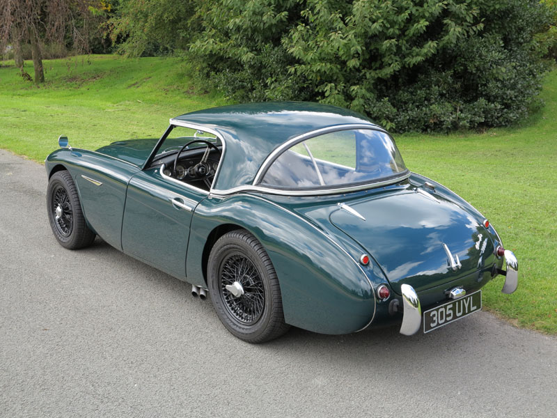 The prototype 'Big' Healey was the sensation of the 1952 London Motorshow. Once in production it - Image 2 of 8