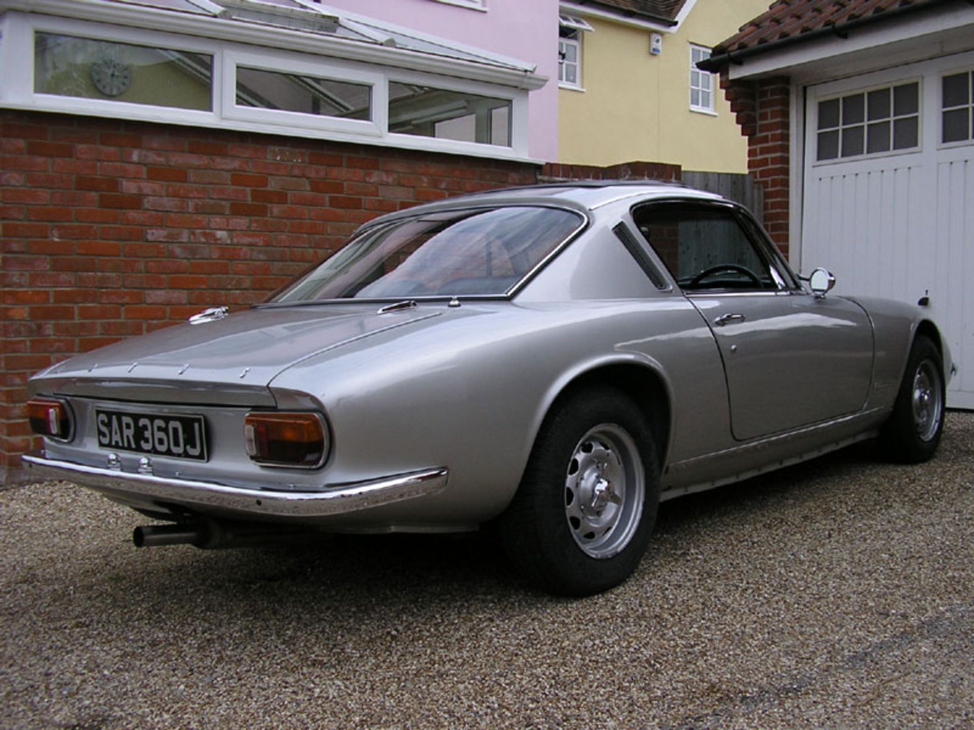 Lotus first applied the Elan name to its small Ron Hickman-designed two-seat Roadster of 1962. It - Image 2 of 6