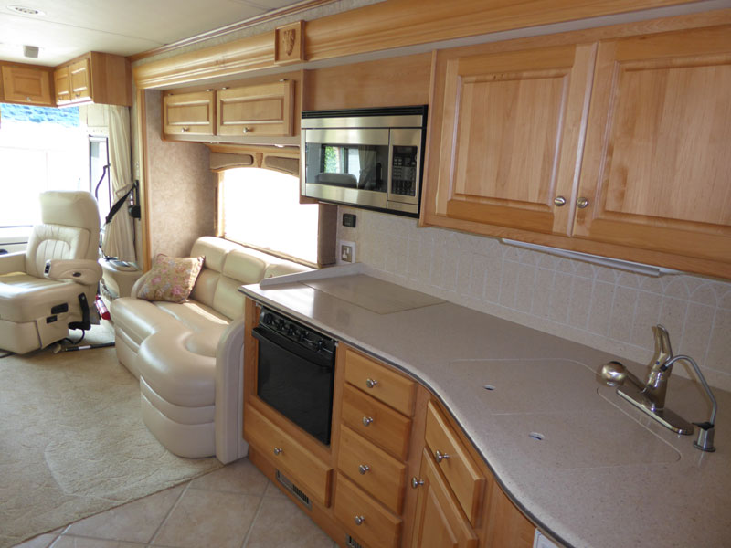 The Monaco Diplomat is an extremely spacious RV that boasts a full seven feet of ceiling height - Image 6 of 6