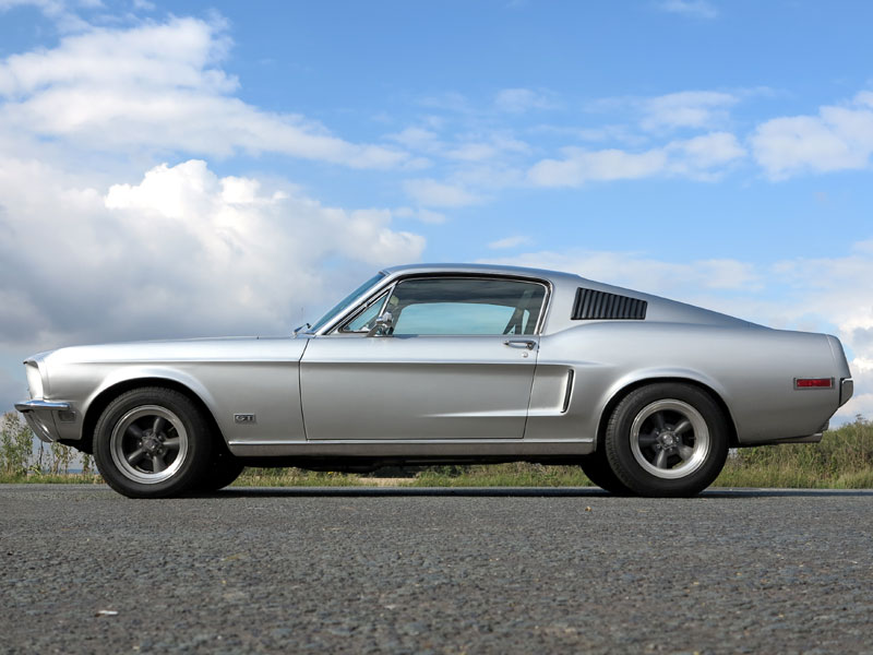 The Fastback option of the Mustang appeared in 1965, with the model's first significant facelift - Image 3 of 7