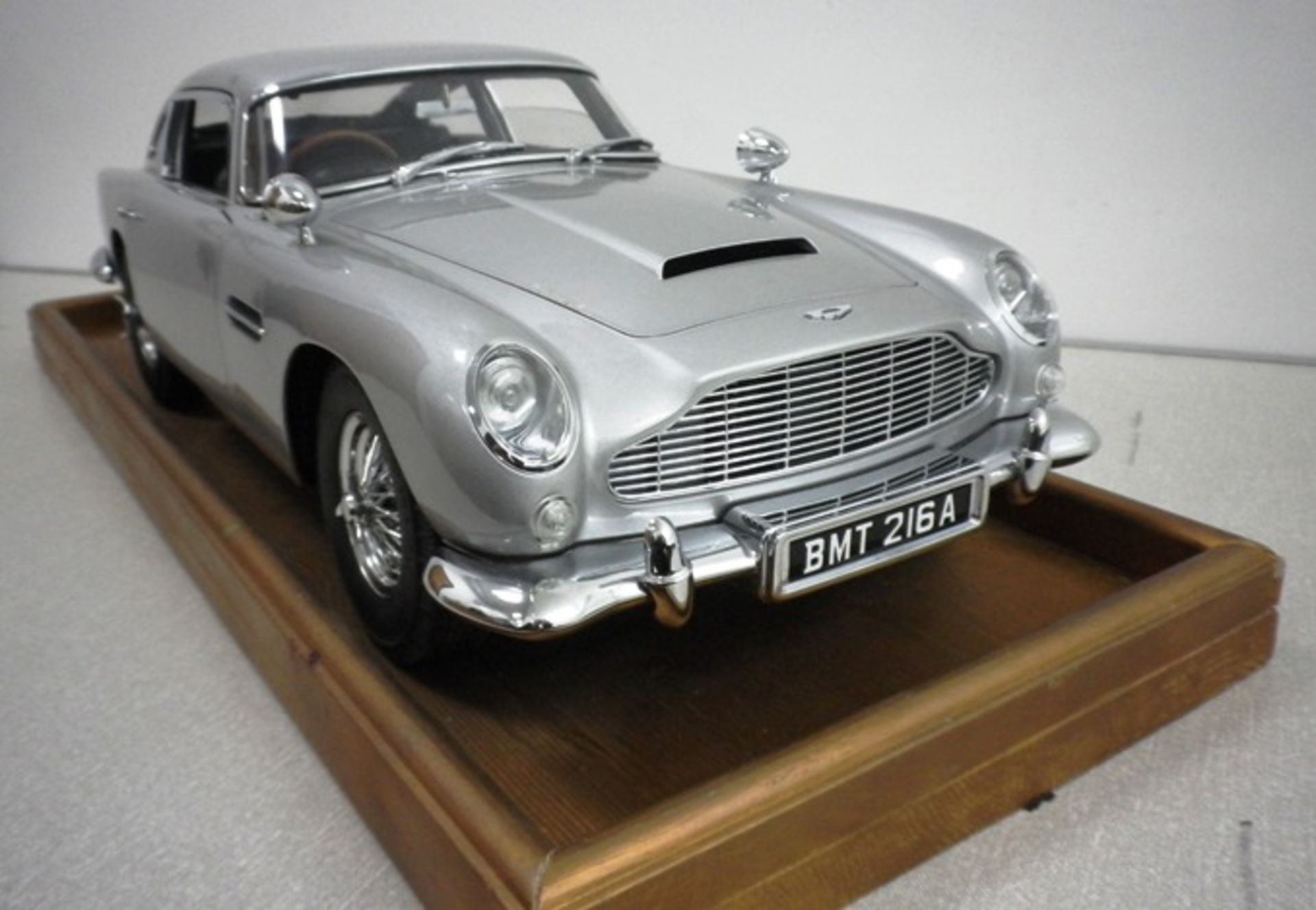 James Bond Aston Martin DB5.Estimate : £850 - £1,000 A large 1/8 scale, hand-built model of the - Image 2 of 4