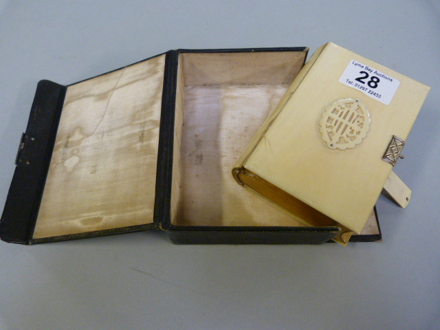 Small ivory prayer book in case - Image 2 of 2