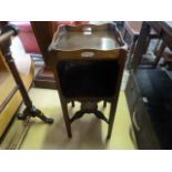 Georgian mahogany commode