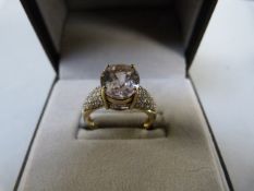 4 Ct Morganite ring set in 9ct gold