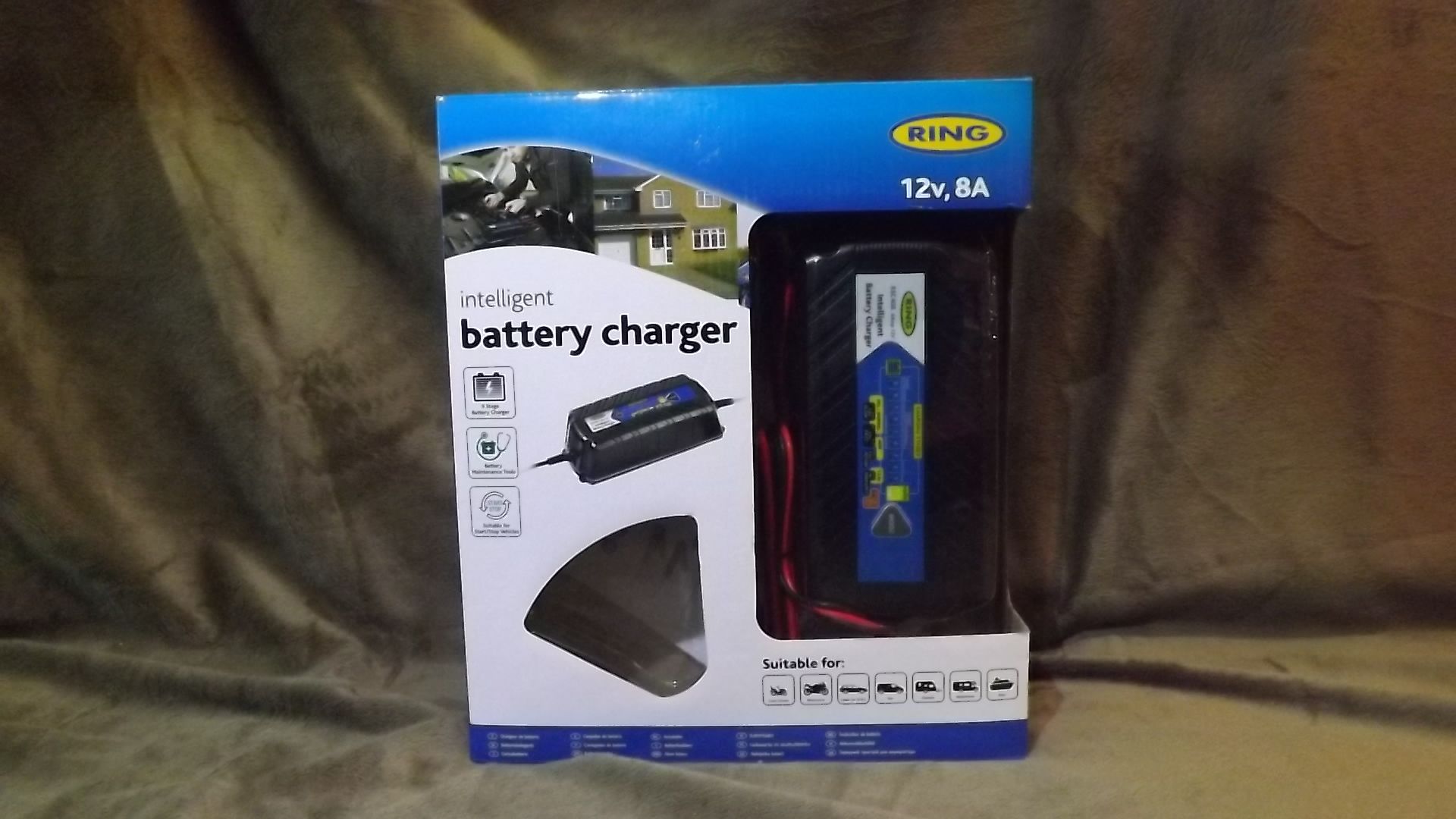 1 BOXED RING INTELLIGENT BATTERY CHARGER RRP £79.99