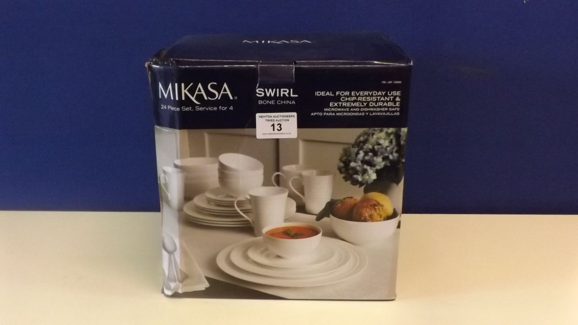 1 BOXED MIKASA 24 PIECE SWIRL WHITE BONE CHINA DINNER SET RRP £89.99
