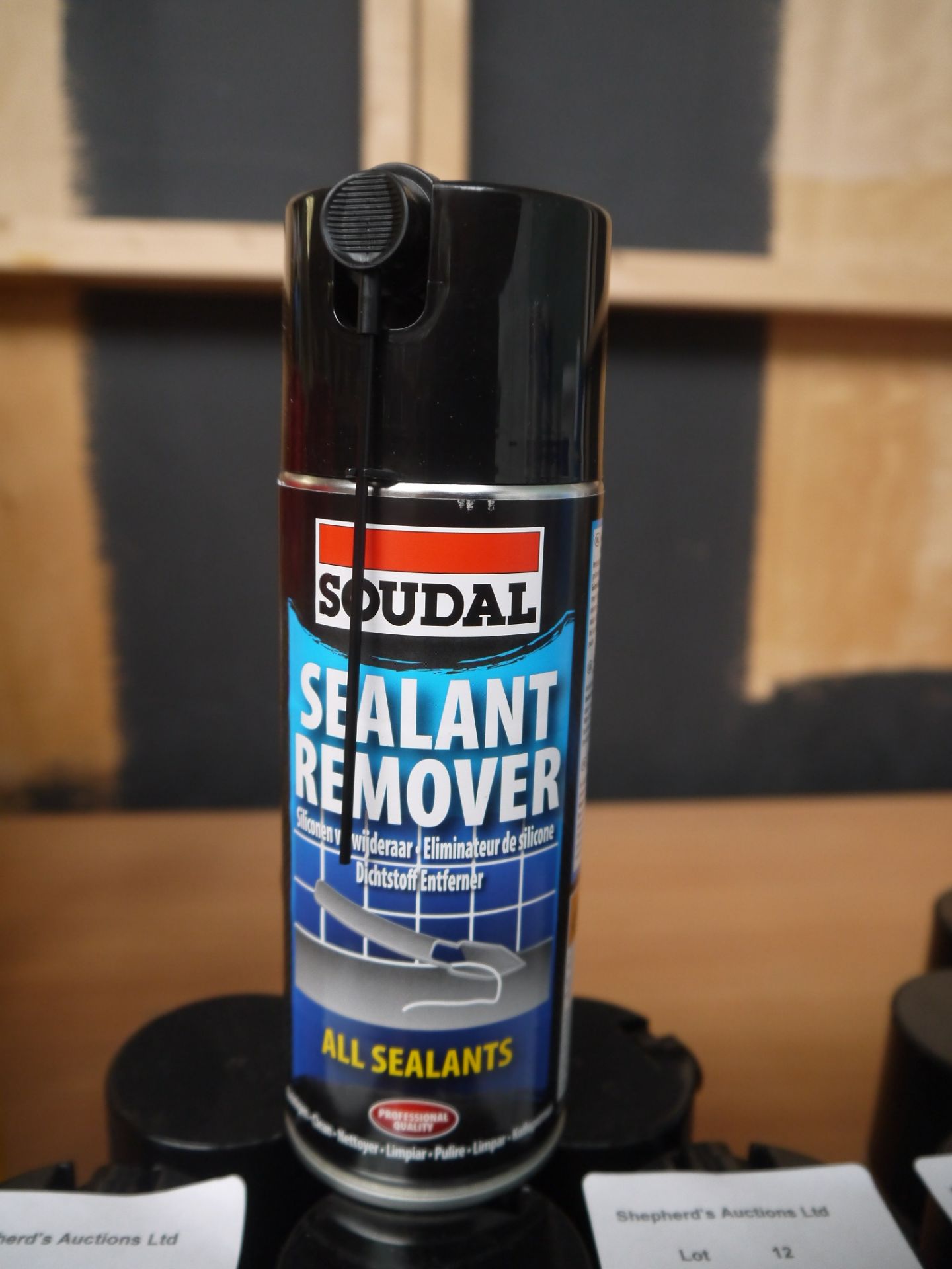 3x 400 ml of SOUDAL Sealant Remover. New.