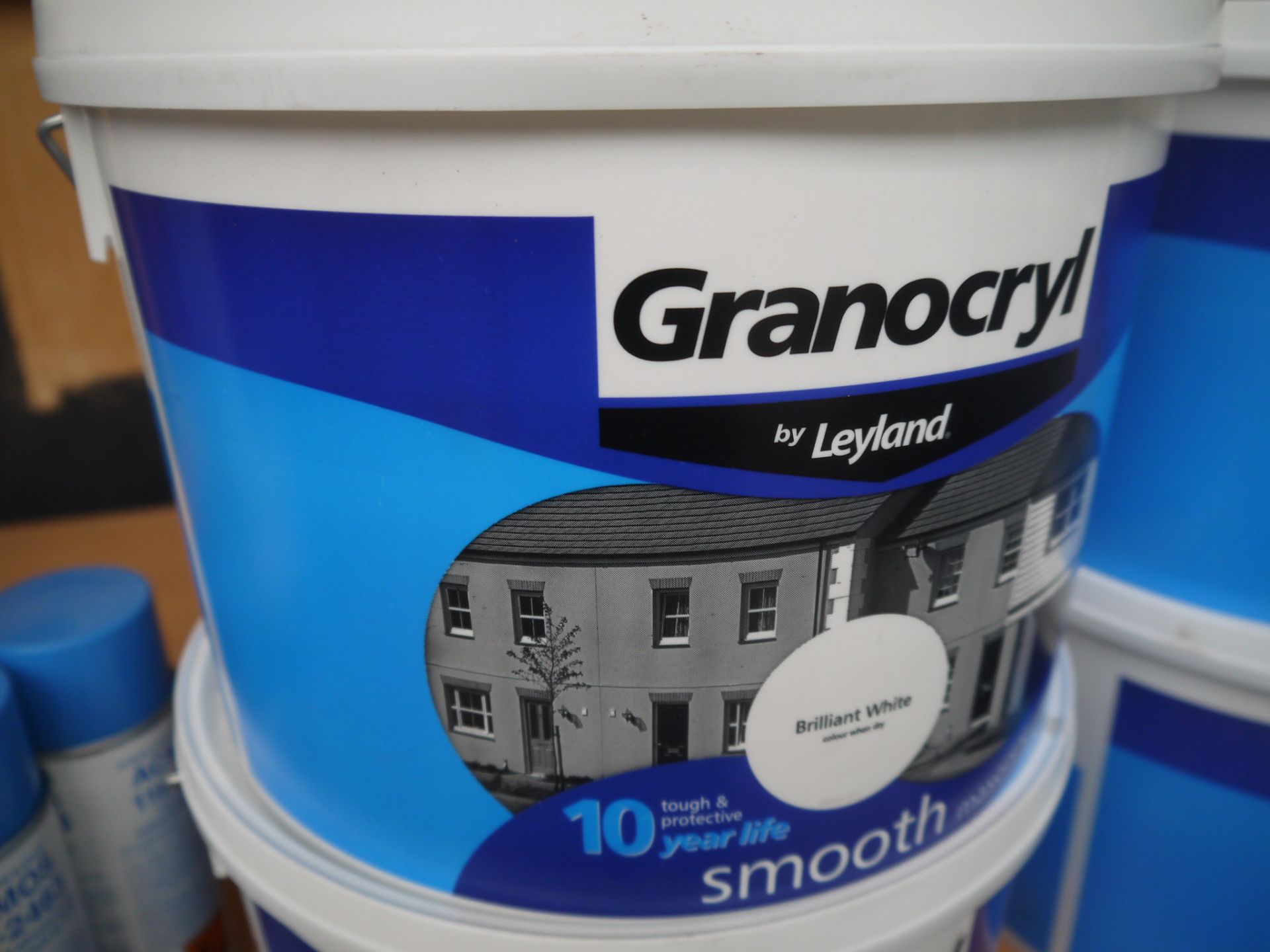 Granocryl by Leyland Brilliant White Smooth Masonry Paint, 10 litre. New