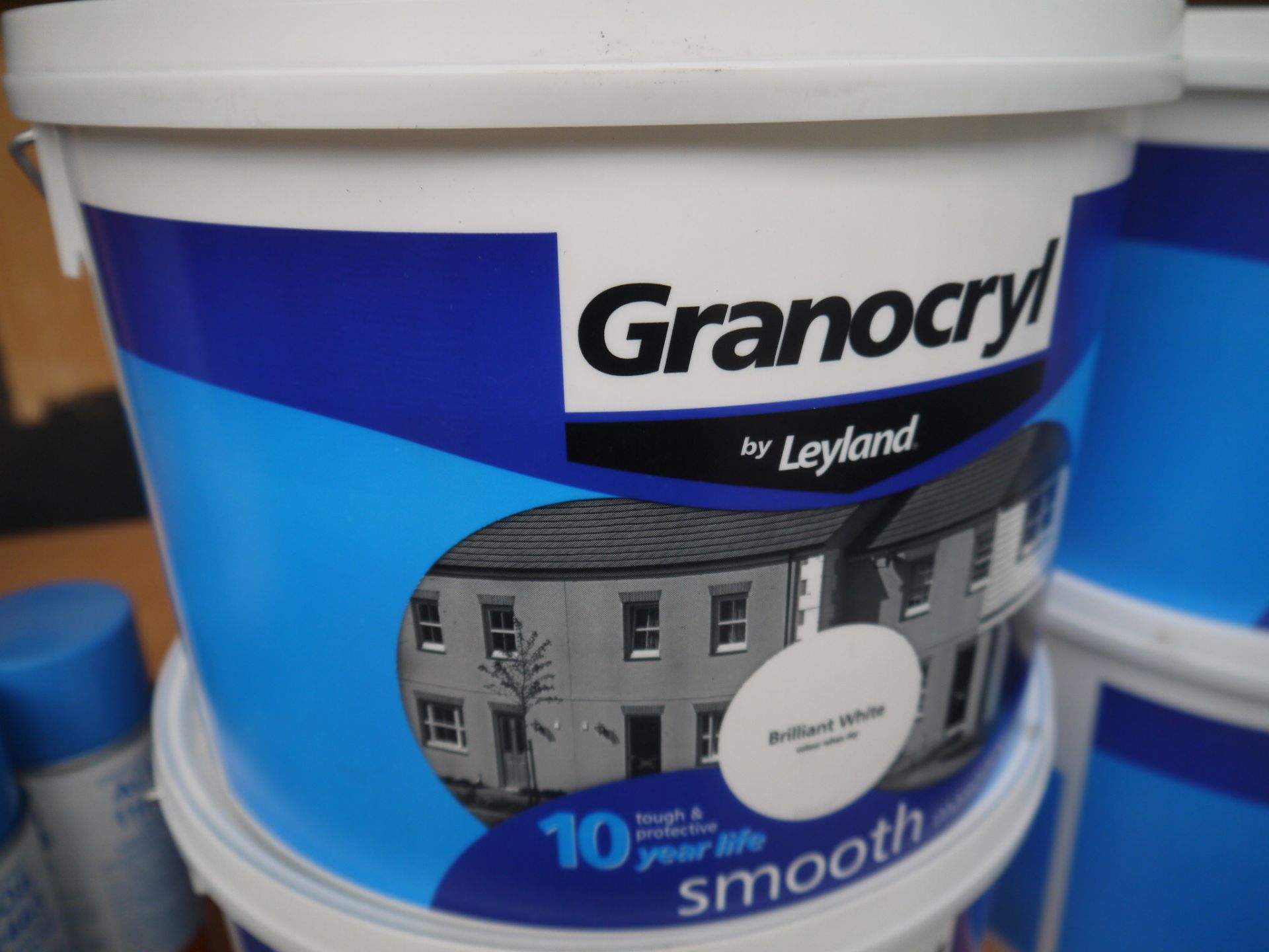 Granocryl by Leyland Brilliant White Smooth Masonry Paint, 10 litre. New