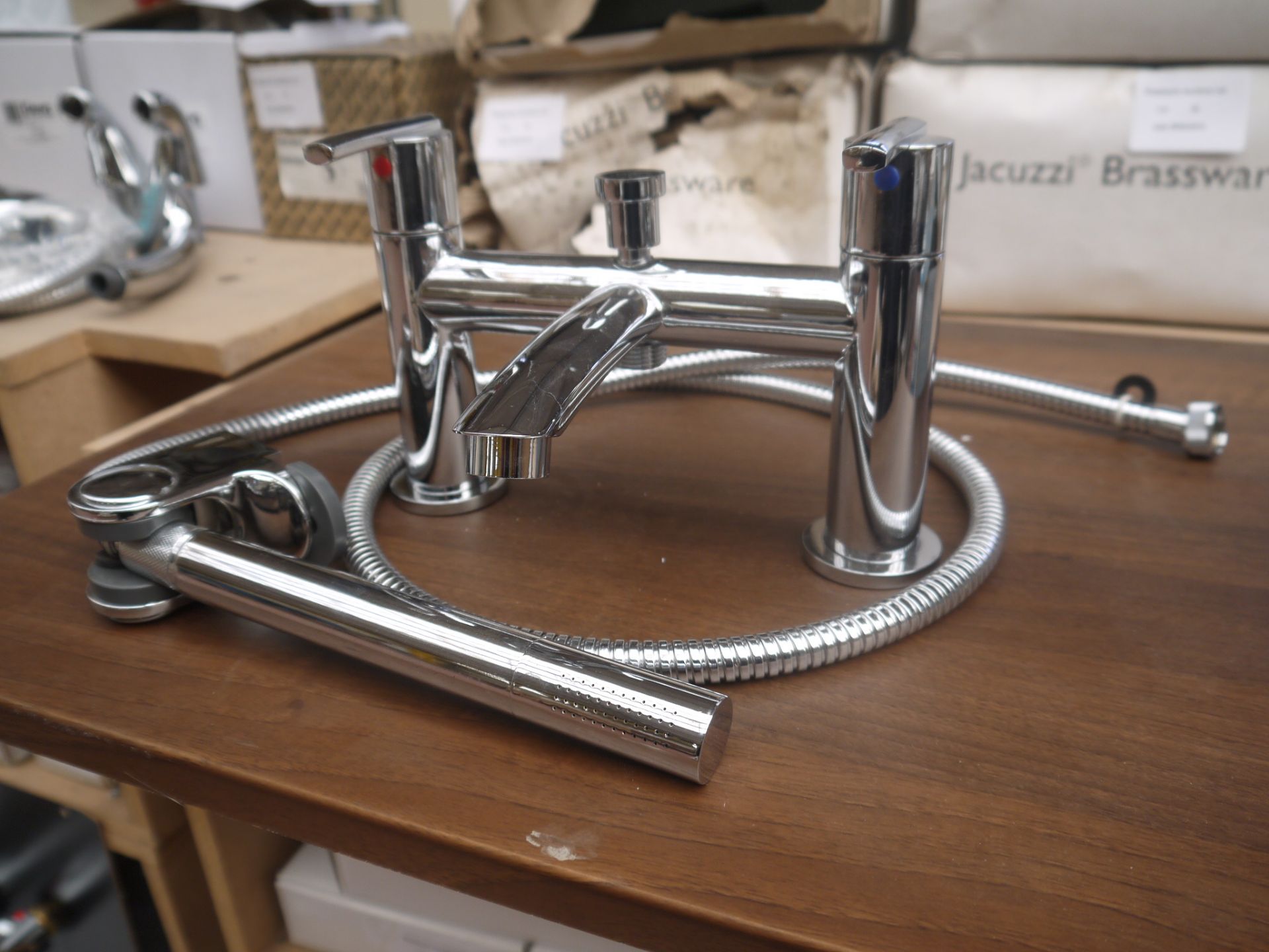 Jacuzzi Ornata bath/shower mixer Bridge tap with hose and shower head, new and boxed