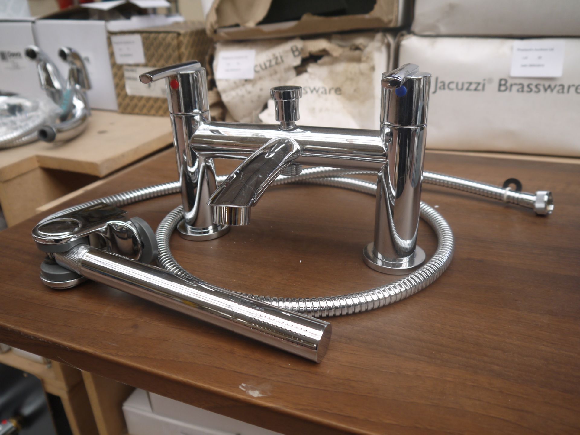 Jacuzzi Ornata bath/shower mixer Bridge tap with hose and shower head, new and boxed