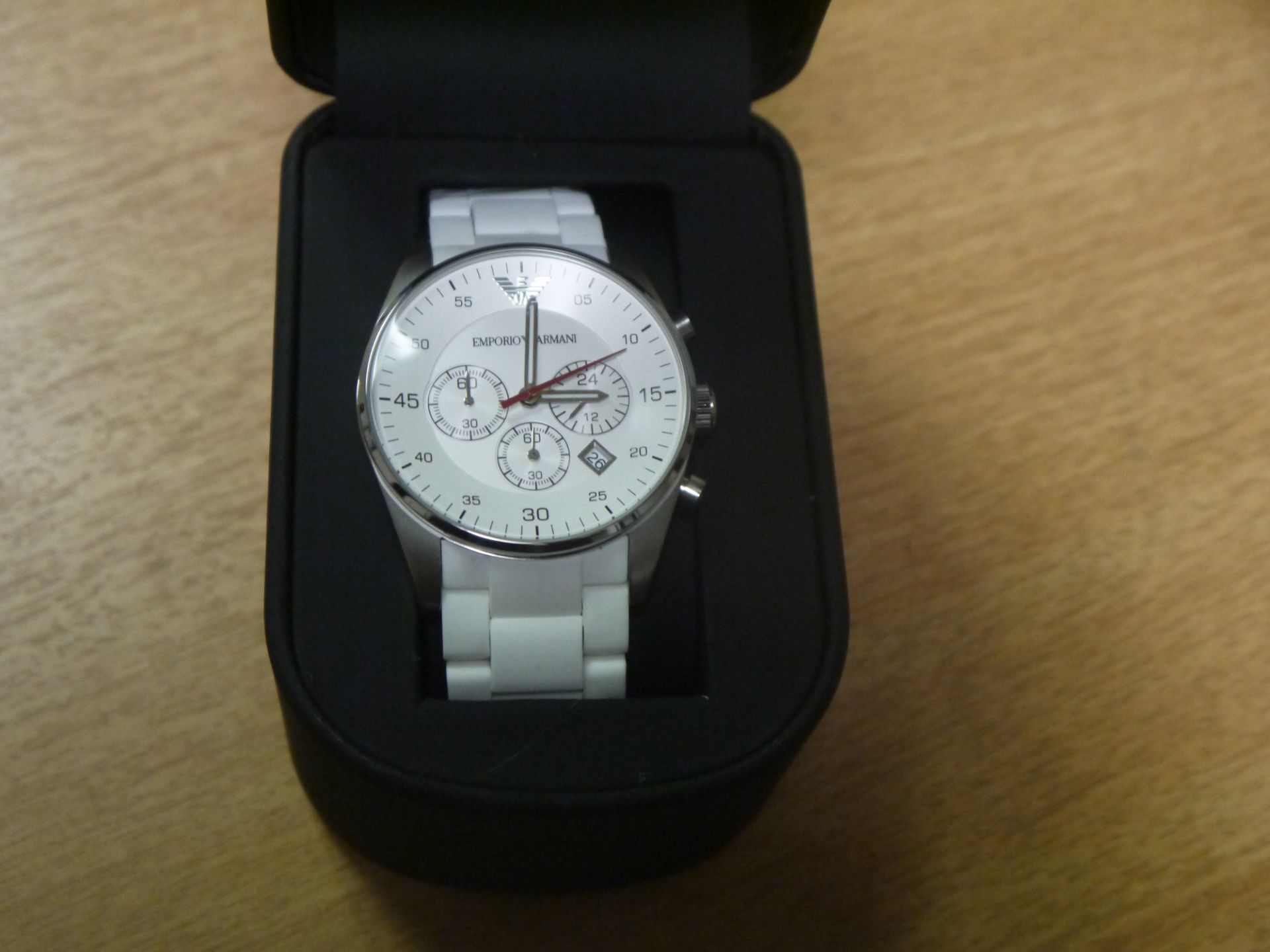 NO VAT!! Armani Mens White Tazio Watch (AR5859) New, boxed and ticking.