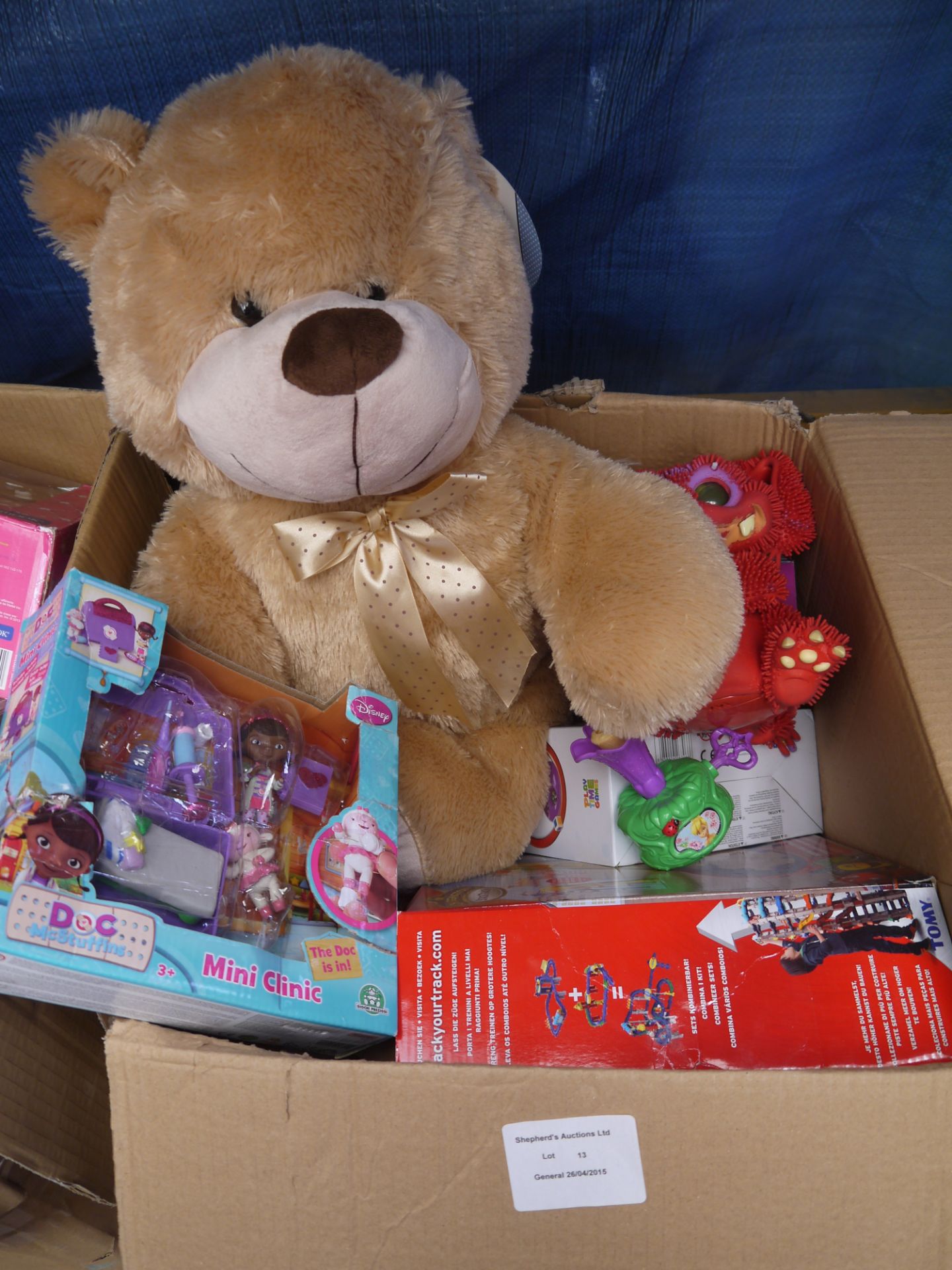 Large Amount of Toys, includes Boardgames, cars, art and craft sets, soft toys, create your own