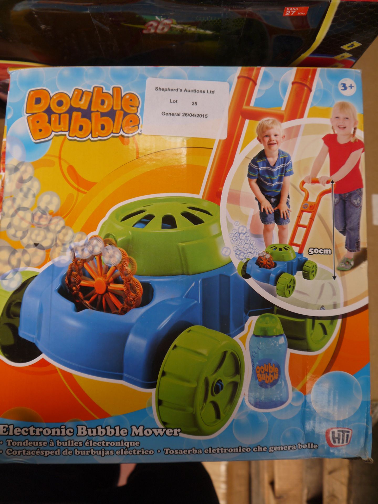 Double Bubble Electronic Bubble Mower. Boxed.