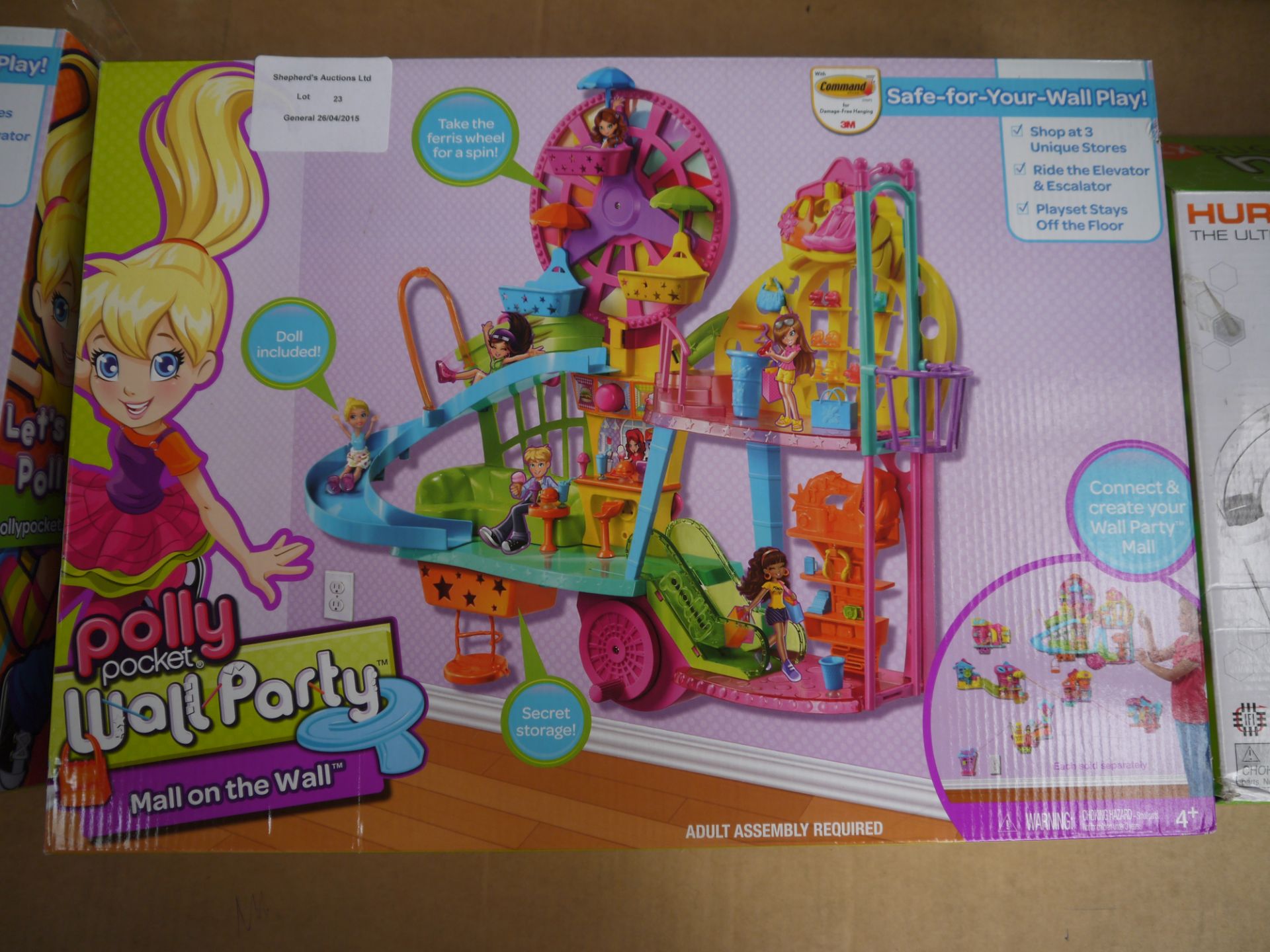 Polly Pocket Wall Party Mall on the Wall Set. Boxed.