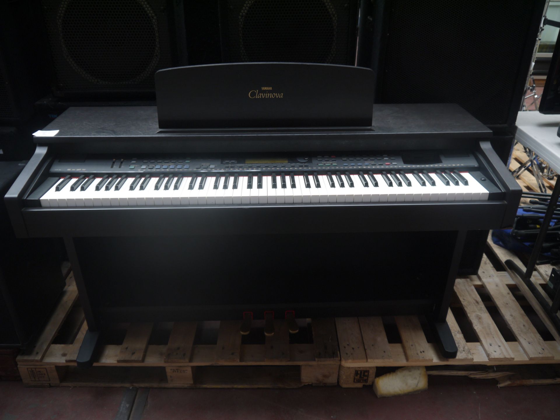 Yamaha Clavinova CVP-92 organ