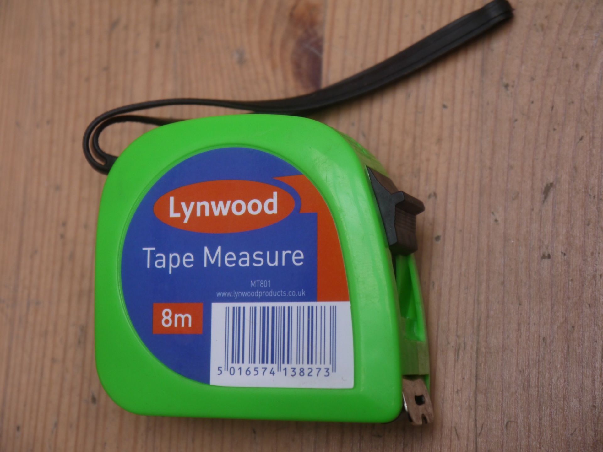 Lynwood 8m Tape Measure. New.