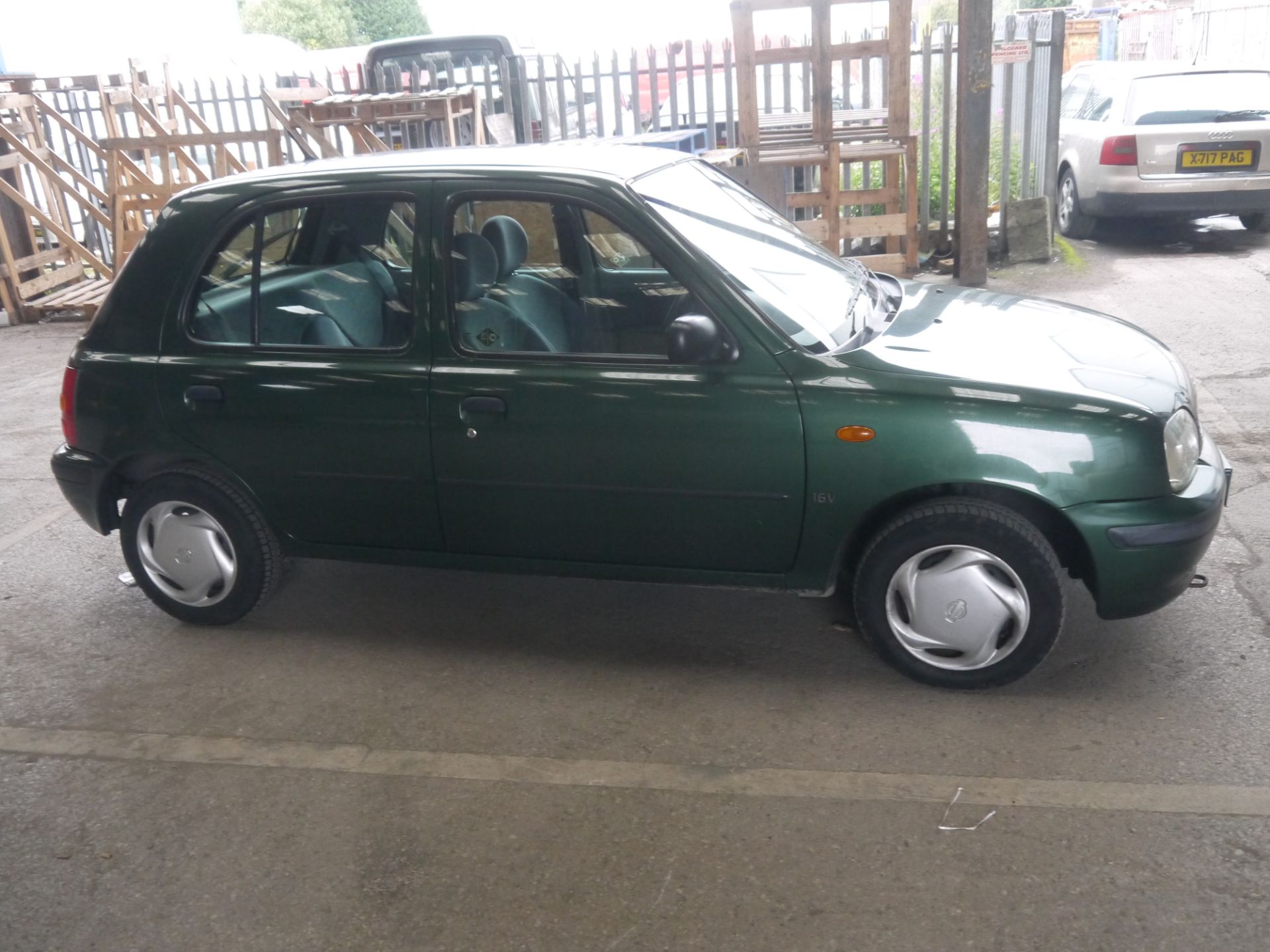 S Reg Nissan Micra, 5 door hatch back, 85,000miles, 1ltr Petrol.  In excellent condition for age. - Image 2 of 8