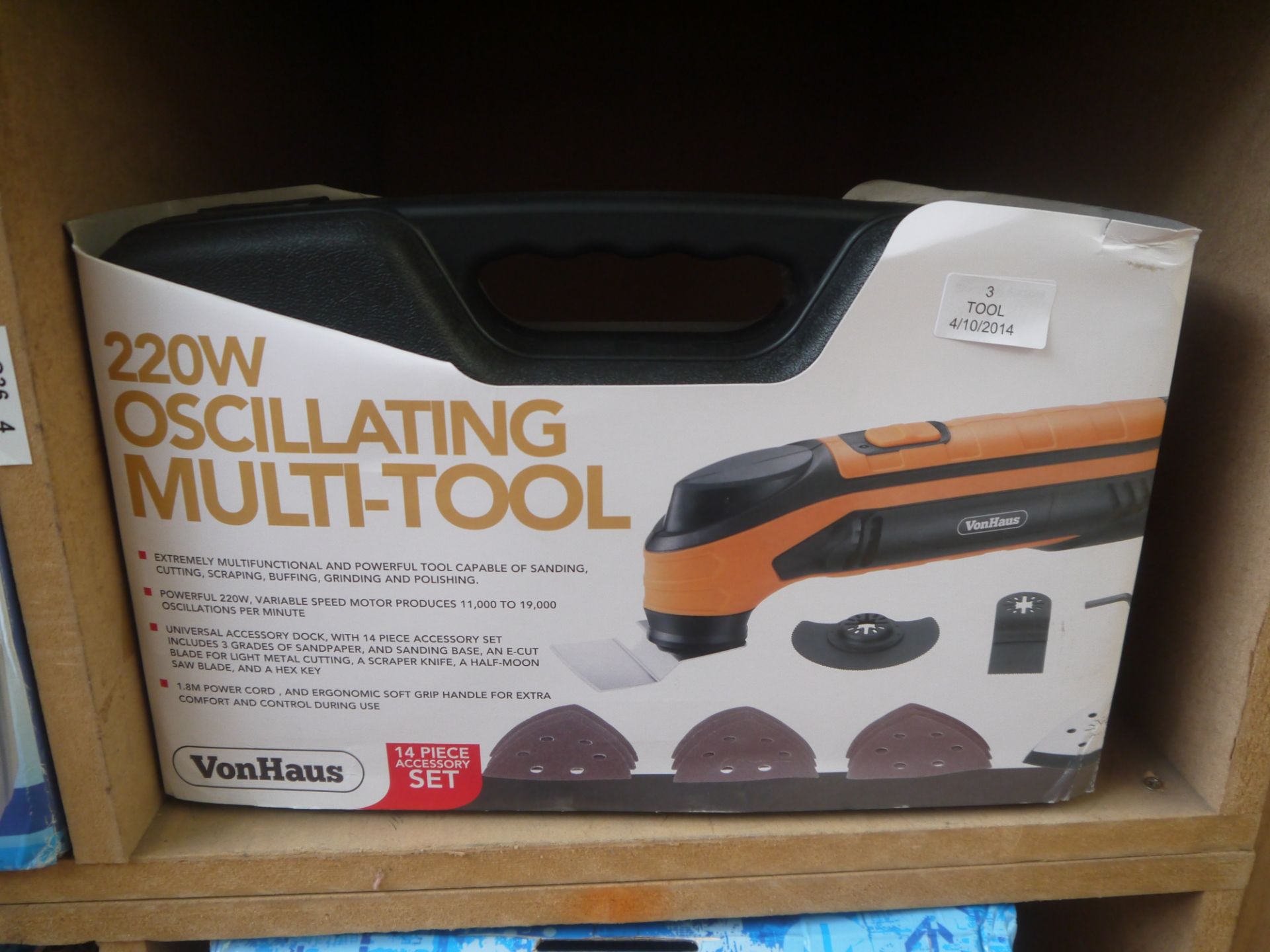 VonHaus 220W Oscillating Multi Tool. Tested working, in carry case.