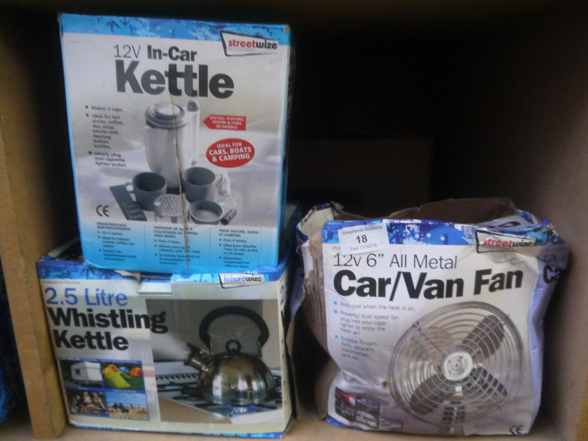 2x StreetWize 12V In Car Kettle. 1x StreetWize 2.5 Litre Whistling Kettle. And 1x StreetWize