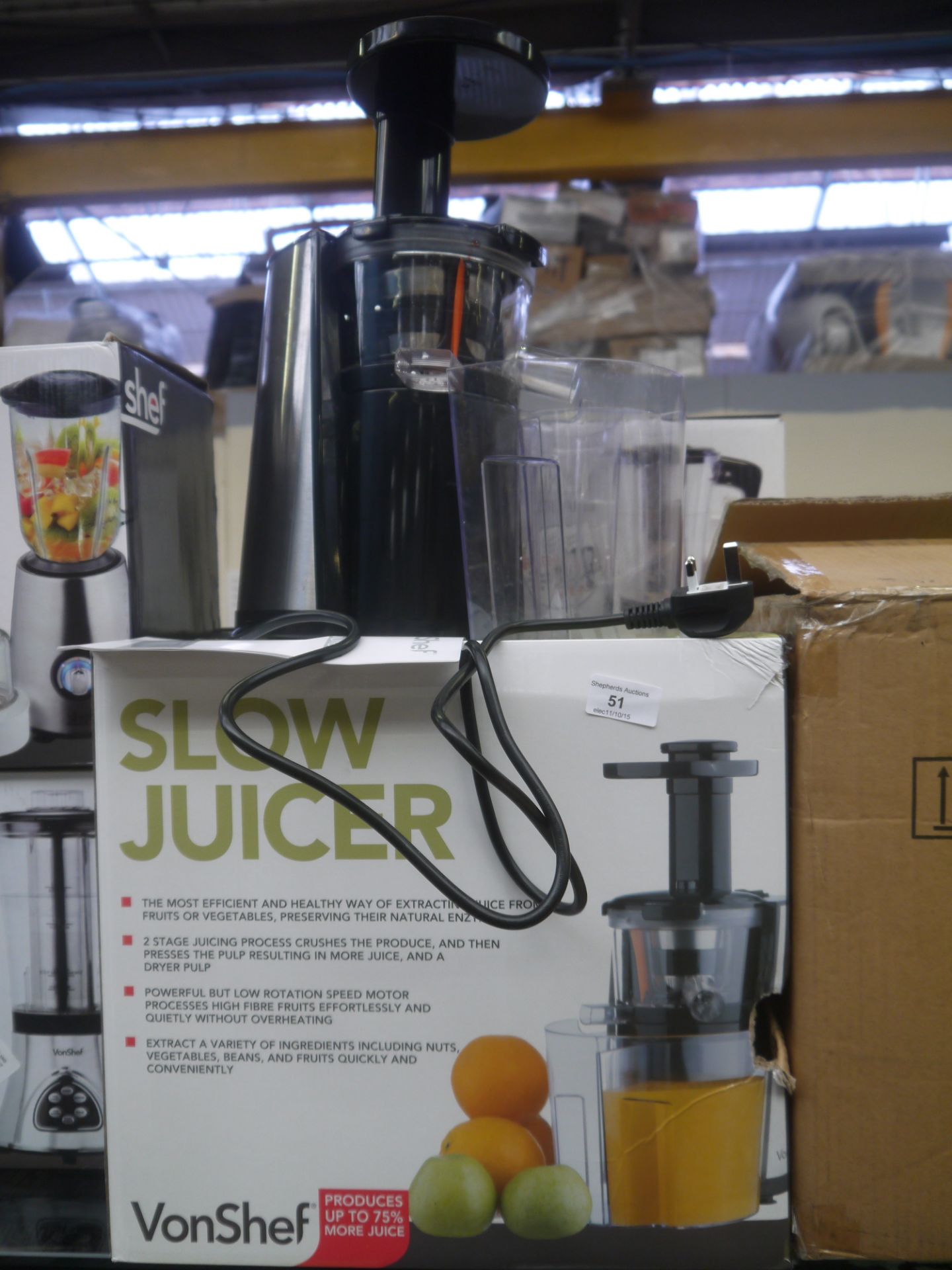 VonShef Slow Juicer. 150w  Powers up & boxed